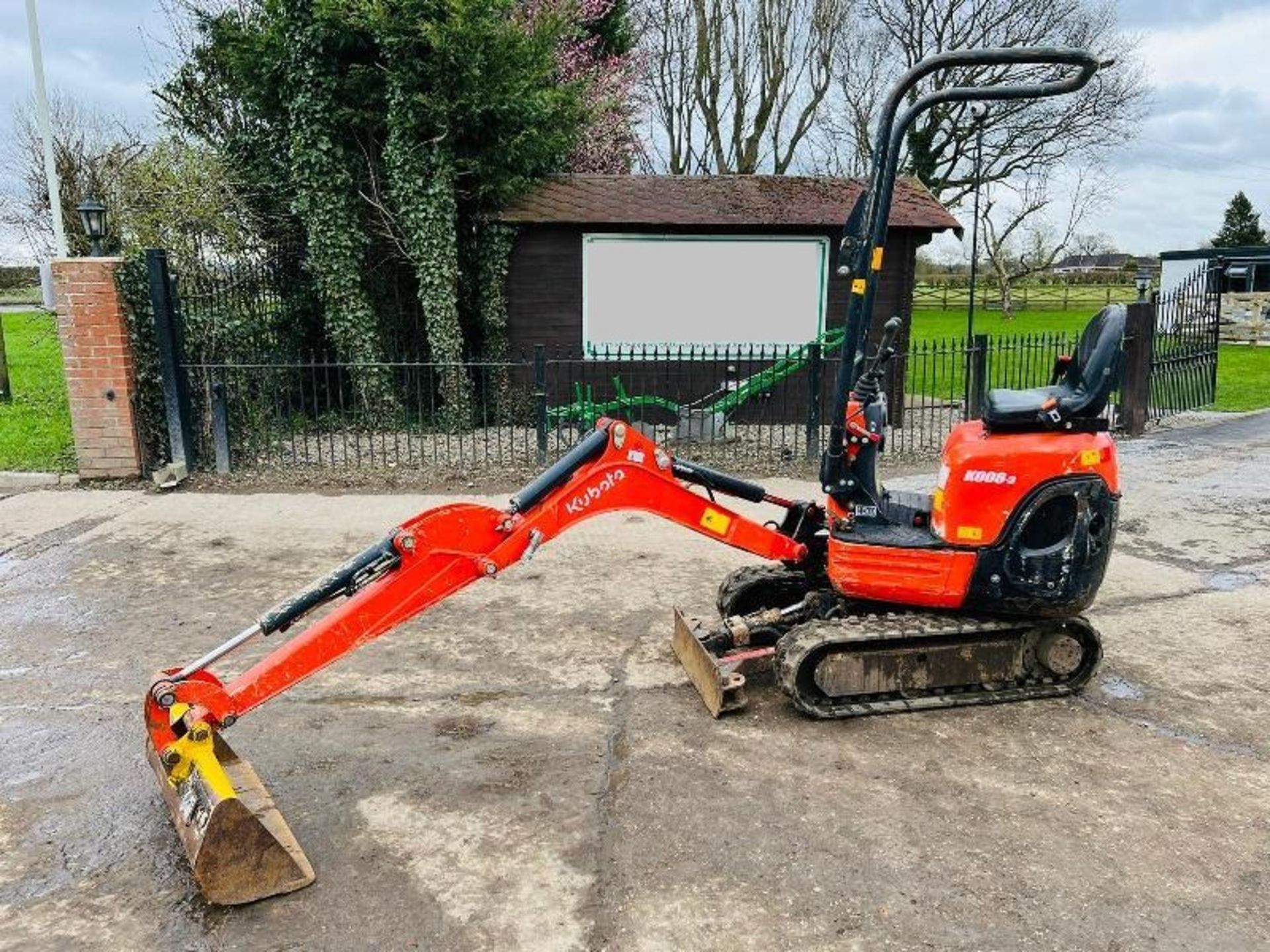 KUBOTA KX008-3 EXCAVATOR * YEAR 2015, 1567 HOURS * C/W EXPANDING TRACKS - Image 7 of 15