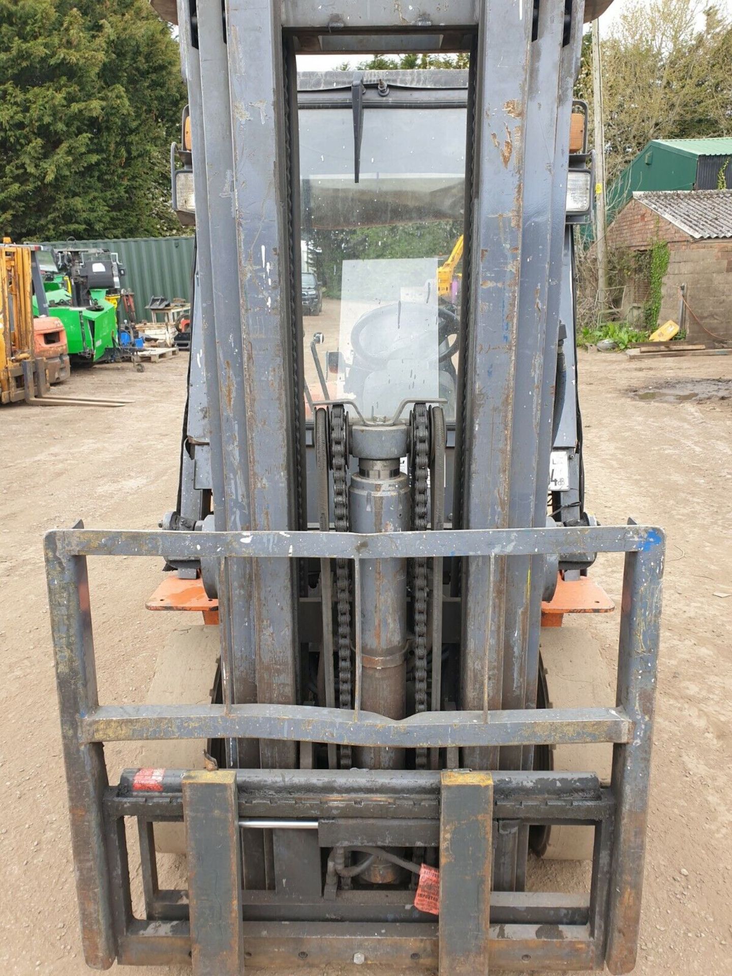 HELI FORKLIFT CONTAINER SPEC MAST - Image 3 of 8