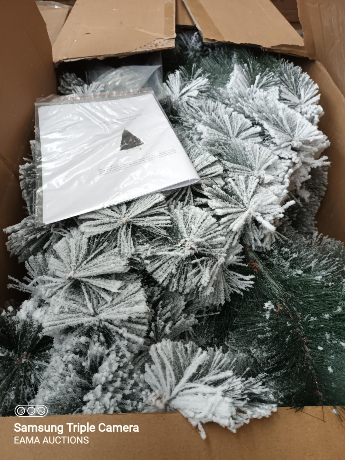 L209 - 1 PALLET CONTAINING APPROX 4 BRAND NEW ARTIFICIAL XMAS TREES SNOW EFFECT