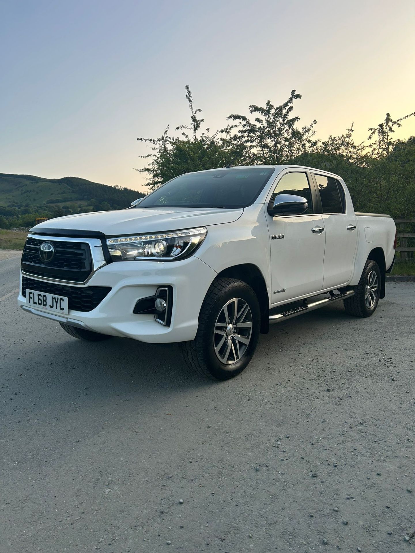 AUTOMATIC 2018 TOYOTA HILUX LIMITED EDITION FACELIFT ROLLER SHUTTER - Image 3 of 18