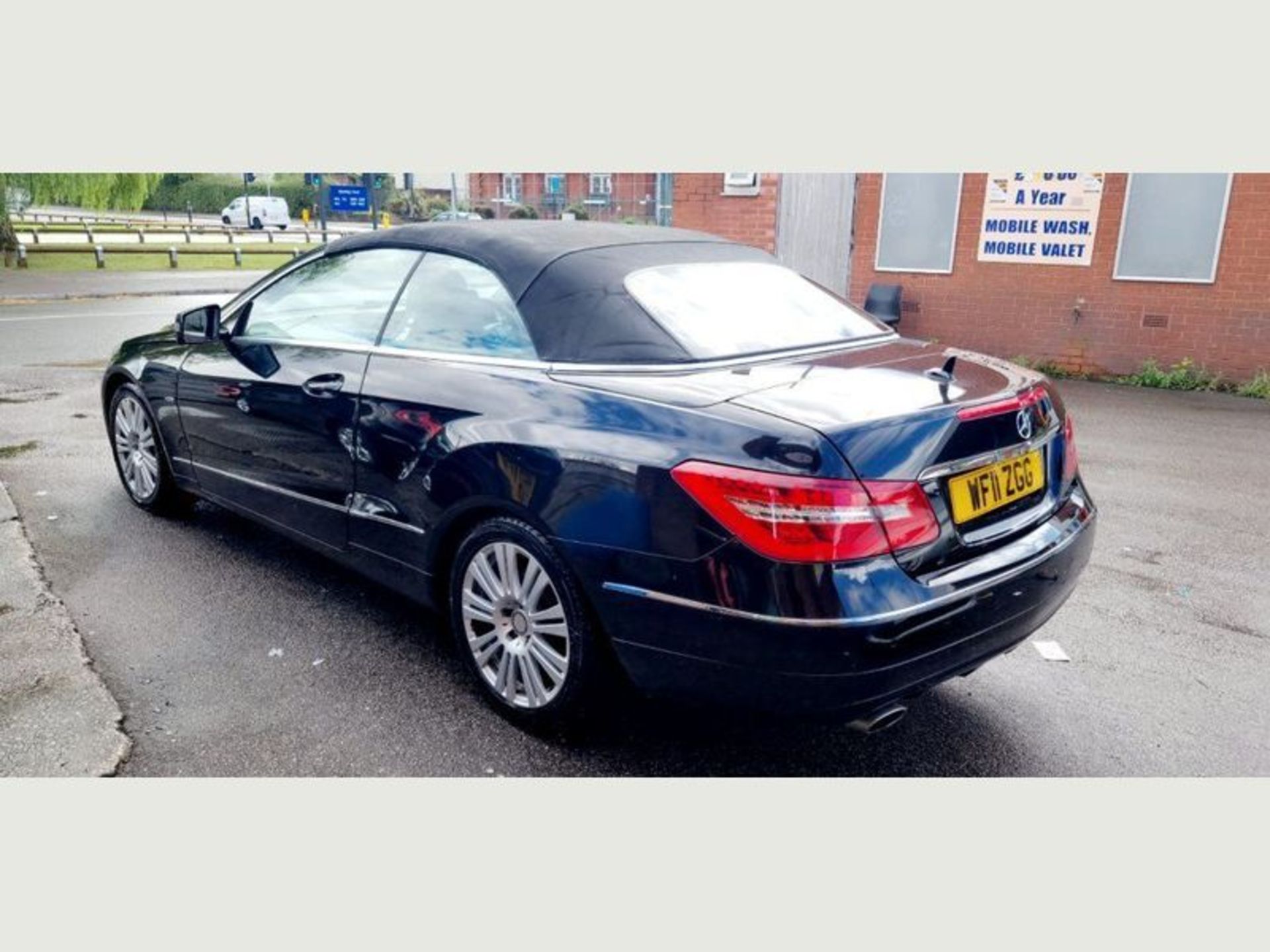 MERCEDES-BENZ E CLASS 2.1 E250 CDI BLUEEFFICIENCY SPORT EDITION CABRIOLET 2DR CONVERTIBLE - Image 6 of 10