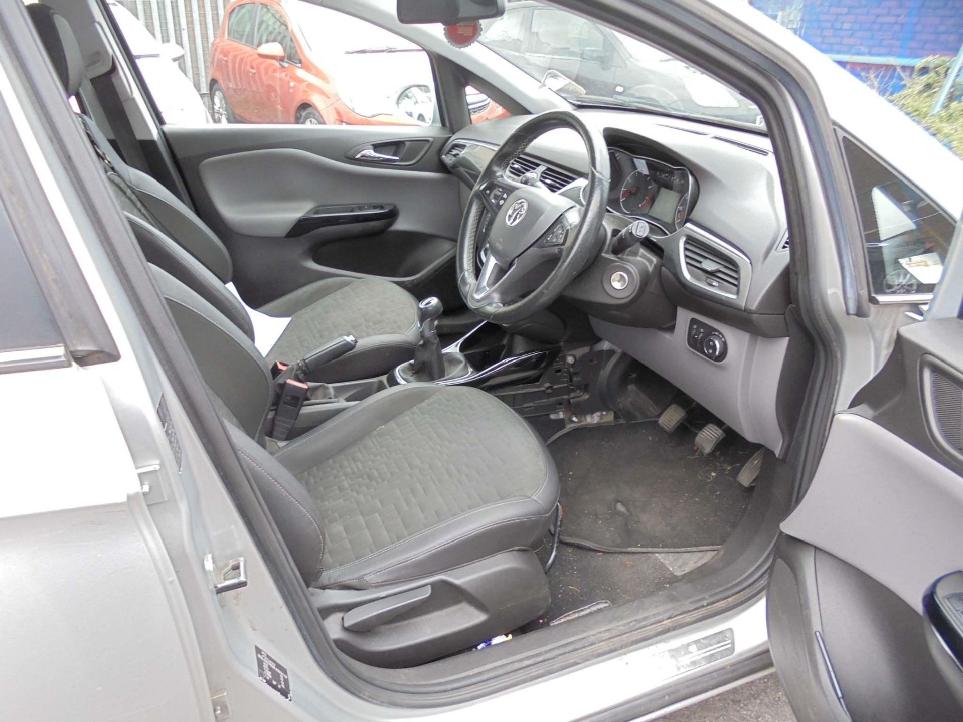 2015 VAUXHALL CORSA 1.4I ECOFLEX SE 5 DOOR HATCHBACK - 63,086 MILES - 2 KEYS - Image 8 of 15