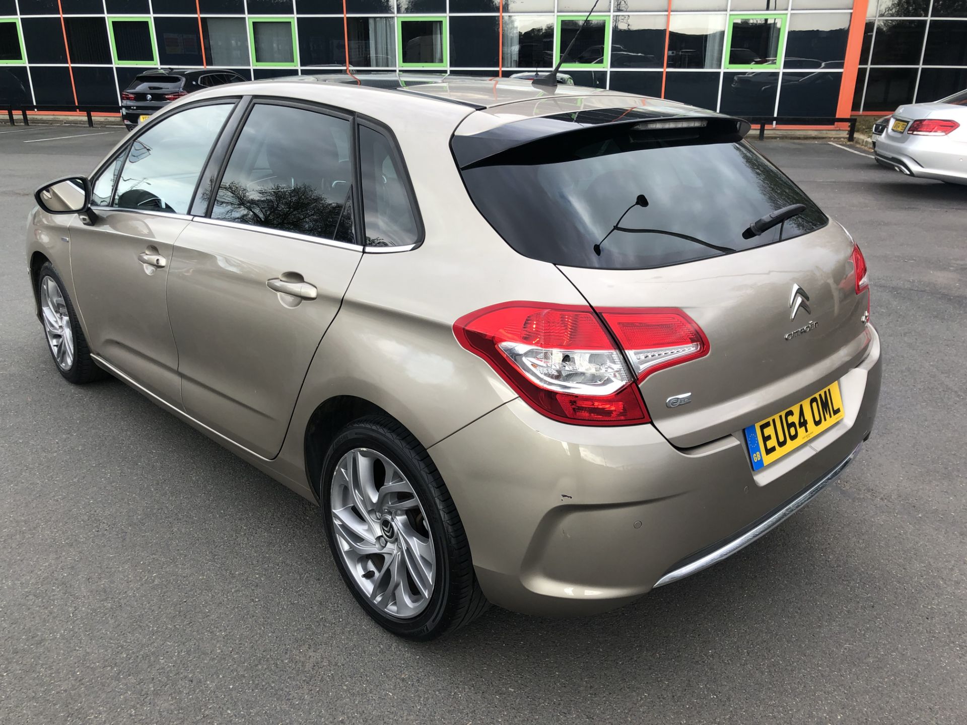 2014 CITROEN C4 1.6 HDI EXCLUSIVE AIRDREAM 5 DOOR HATCHBACK - 134,000 MILES - 1 KEY - Image 4 of 17