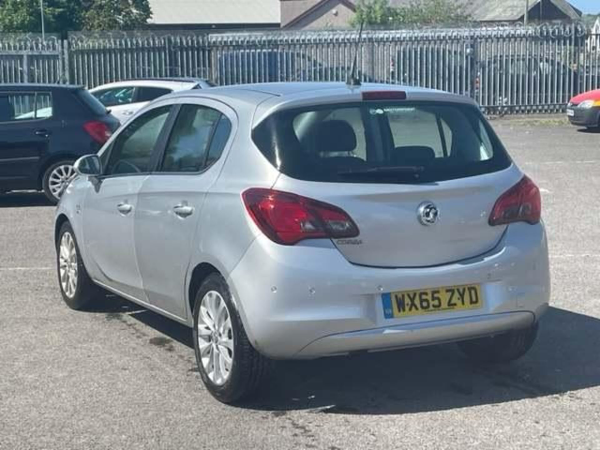 2015 VAUXHALL CORSA 1.4I ECOFLEX SE 5 DOOR HATCHBACK - 63,086 MILES - 2 KEYS - Image 5 of 15