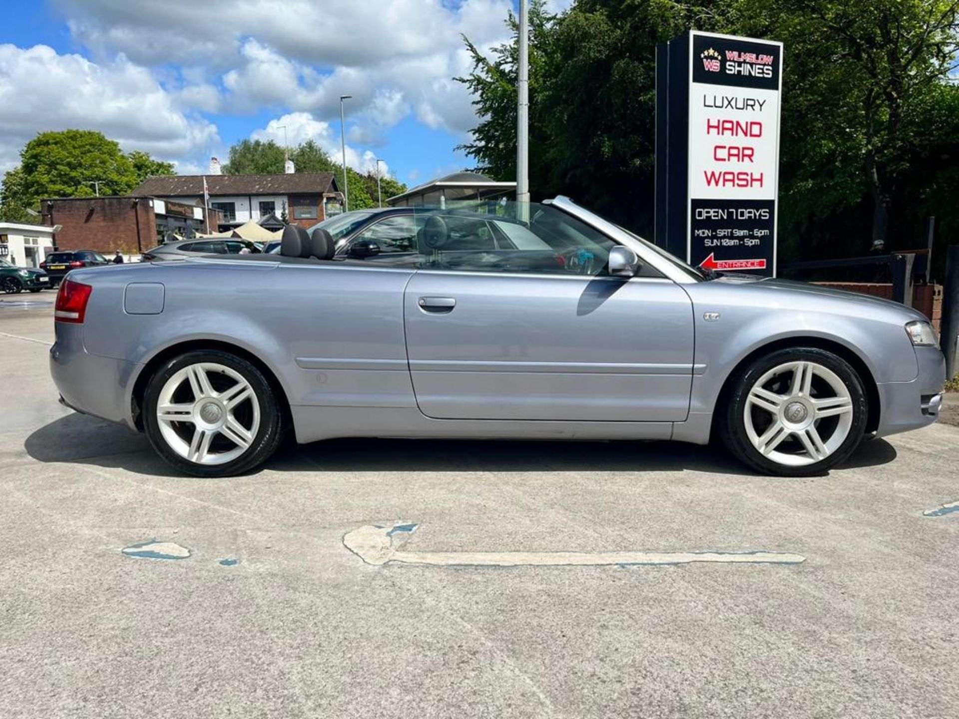 2008 AUDI CONVERTIBLE 2 LITRE DIESEL TURBO - FULL LEATHER IN EXCELLENT CONDITION - Image 2 of 11