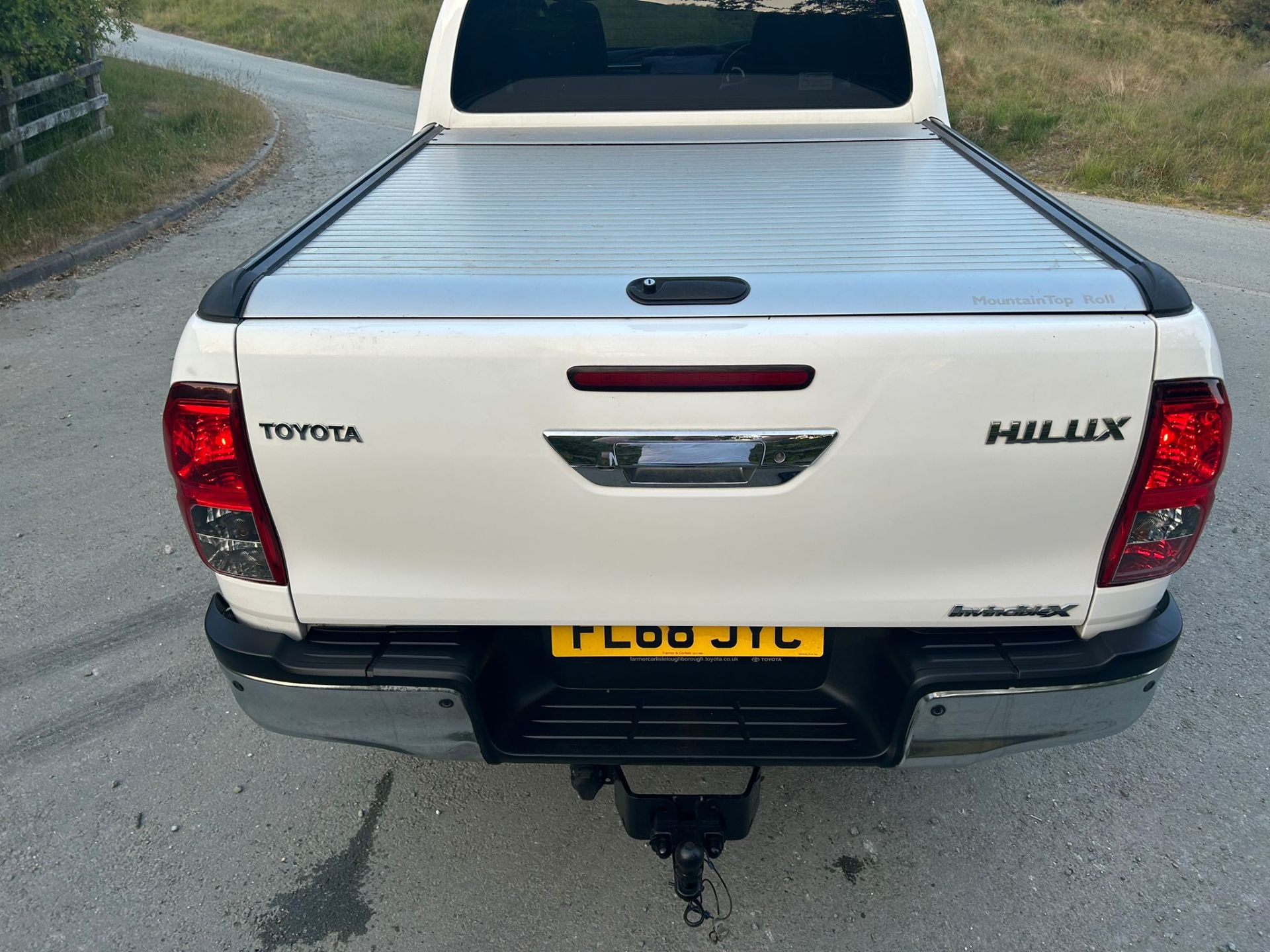 AUTOMATIC 2018 TOYOTA HILUX LIMITED EDITION FACELIFT ROLLER SHUTTER - Image 8 of 18