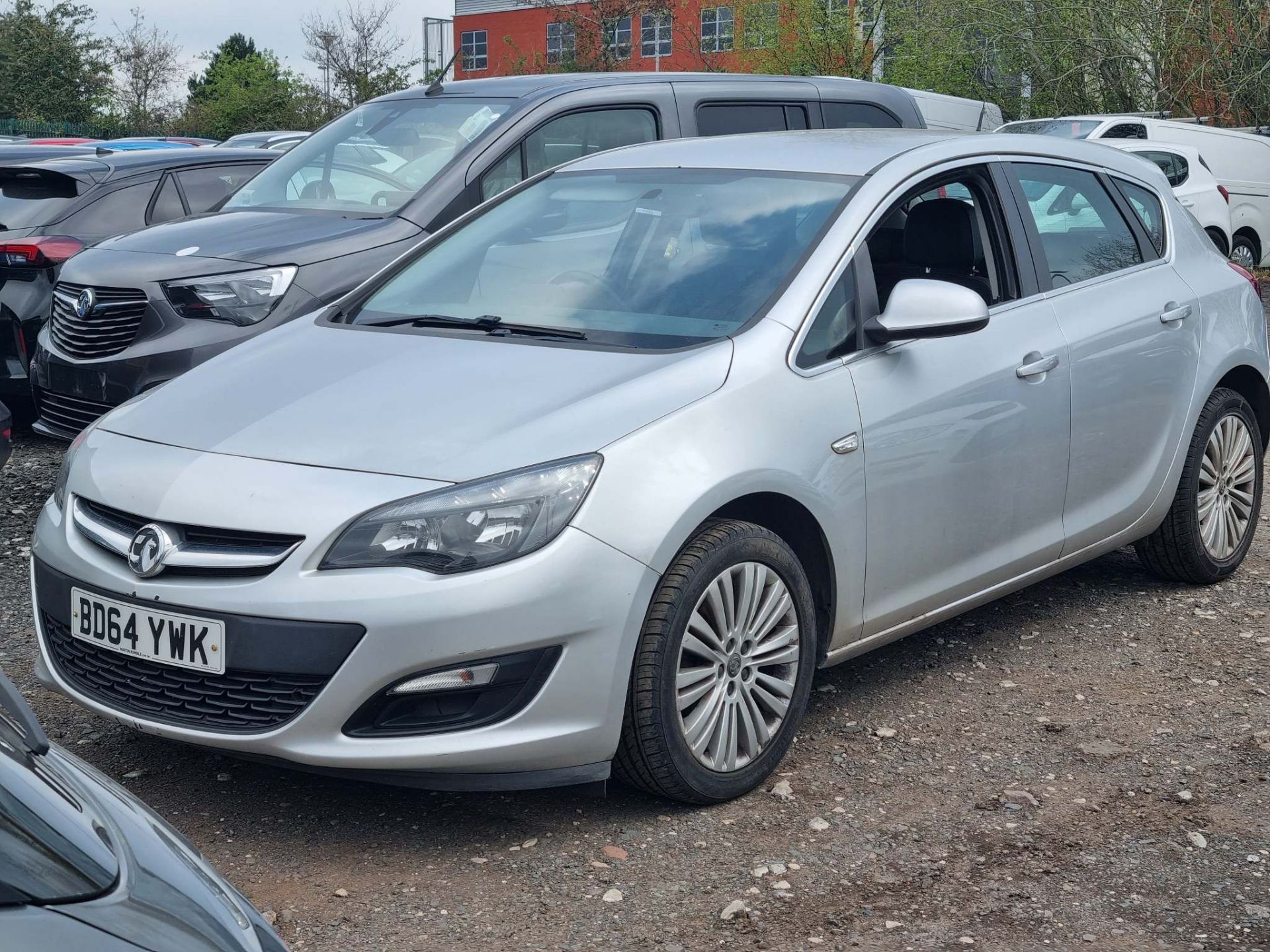 2014 VAUXHALL ASTRA 1.4 16V EXCITE 5 DOOR HATCHBACK - 120,999 MILES - 2 KEYS - Image 3 of 13