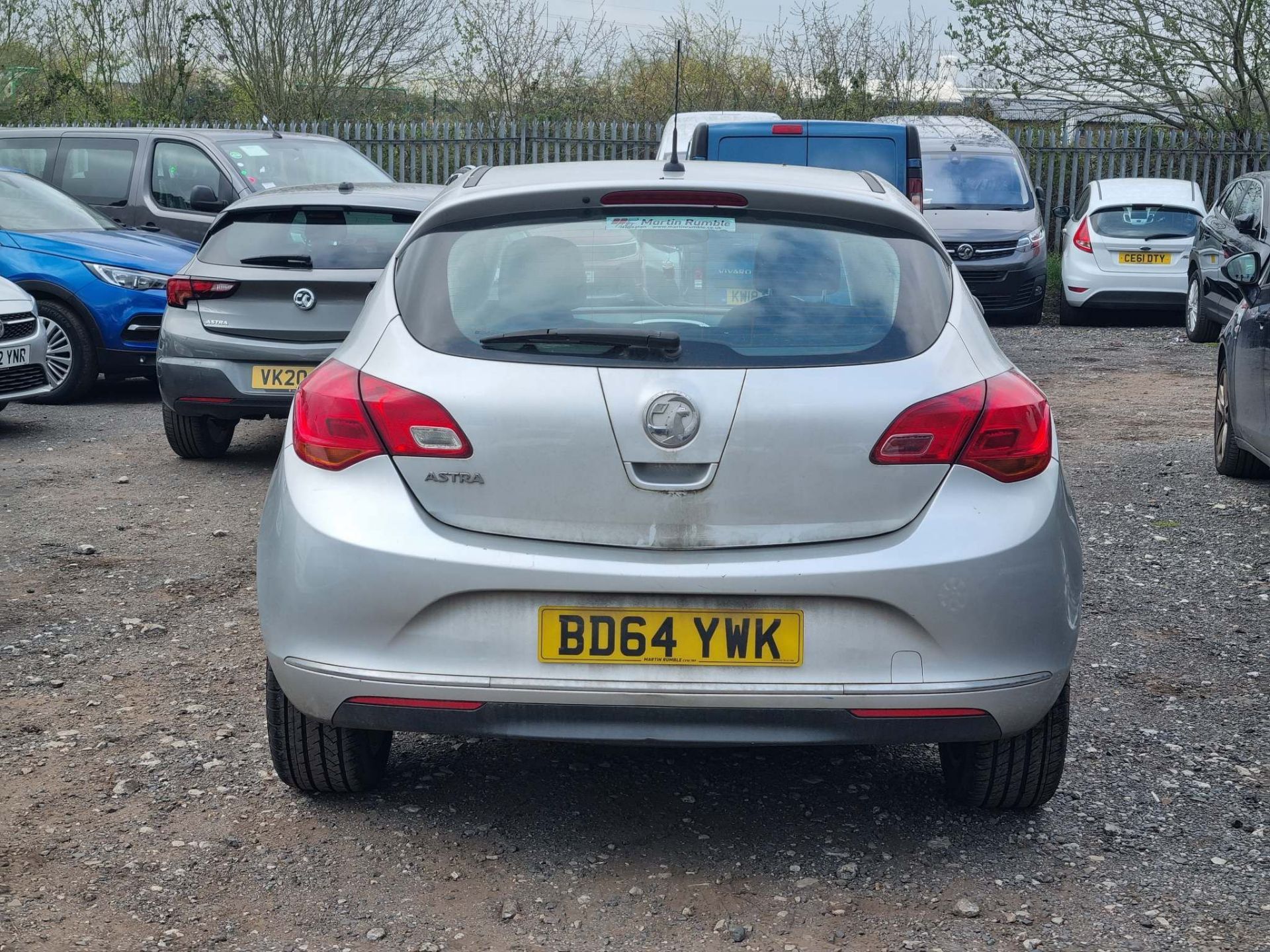 2014 VAUXHALL ASTRA 1.4 16V EXCITE 5 DOOR HATCHBACK - 120,999 MILES - 2 KEYS - Image 5 of 13