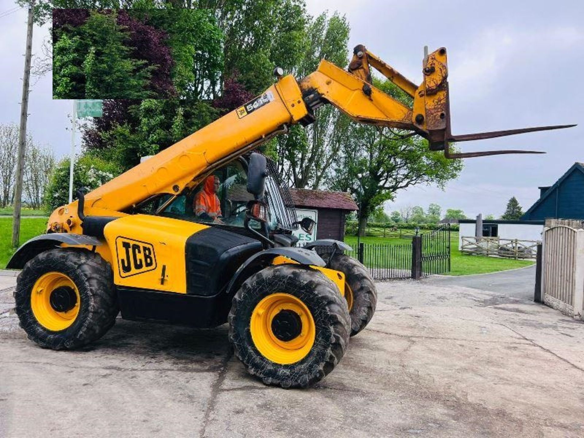 JCB 541-70 WASTE MASTER TURBO TELEHANDLER *YEAR 2008* C/W AC CABIN - Image 5 of 17