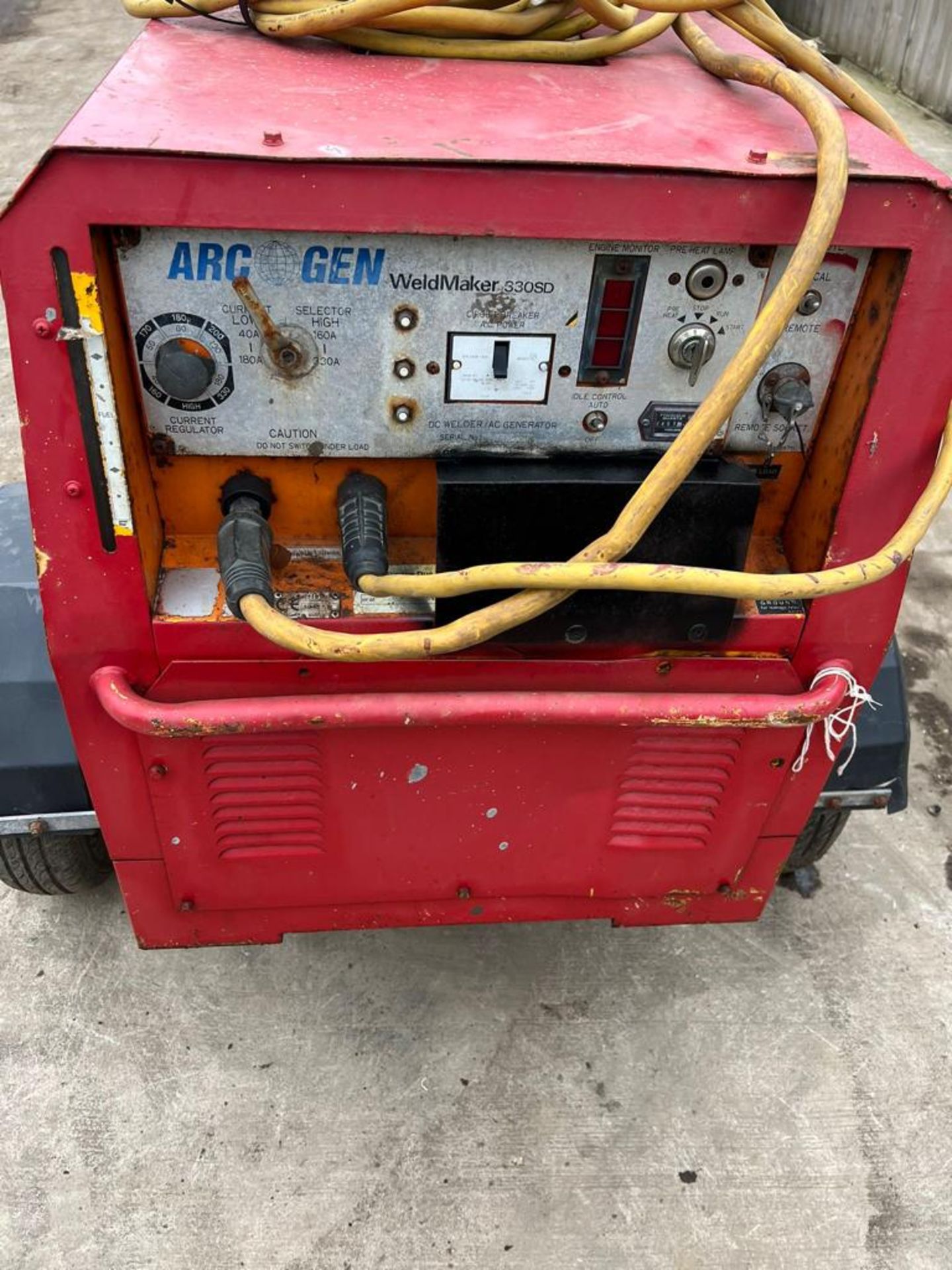 ARC GEN TOWABLE DIESEL WELDER GENERATOR - Image 3 of 5