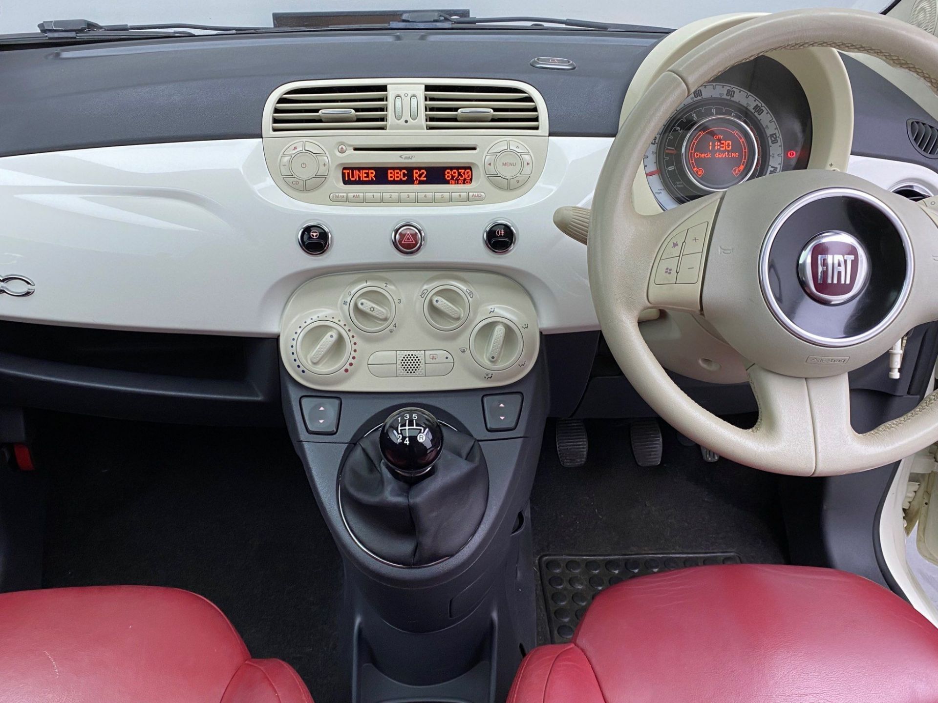 2009 FIAT 500 1.5 LOUNGE 3 DOOR HATCHBACK - 97,017 MILES - 1 KEY - Image 15 of 51