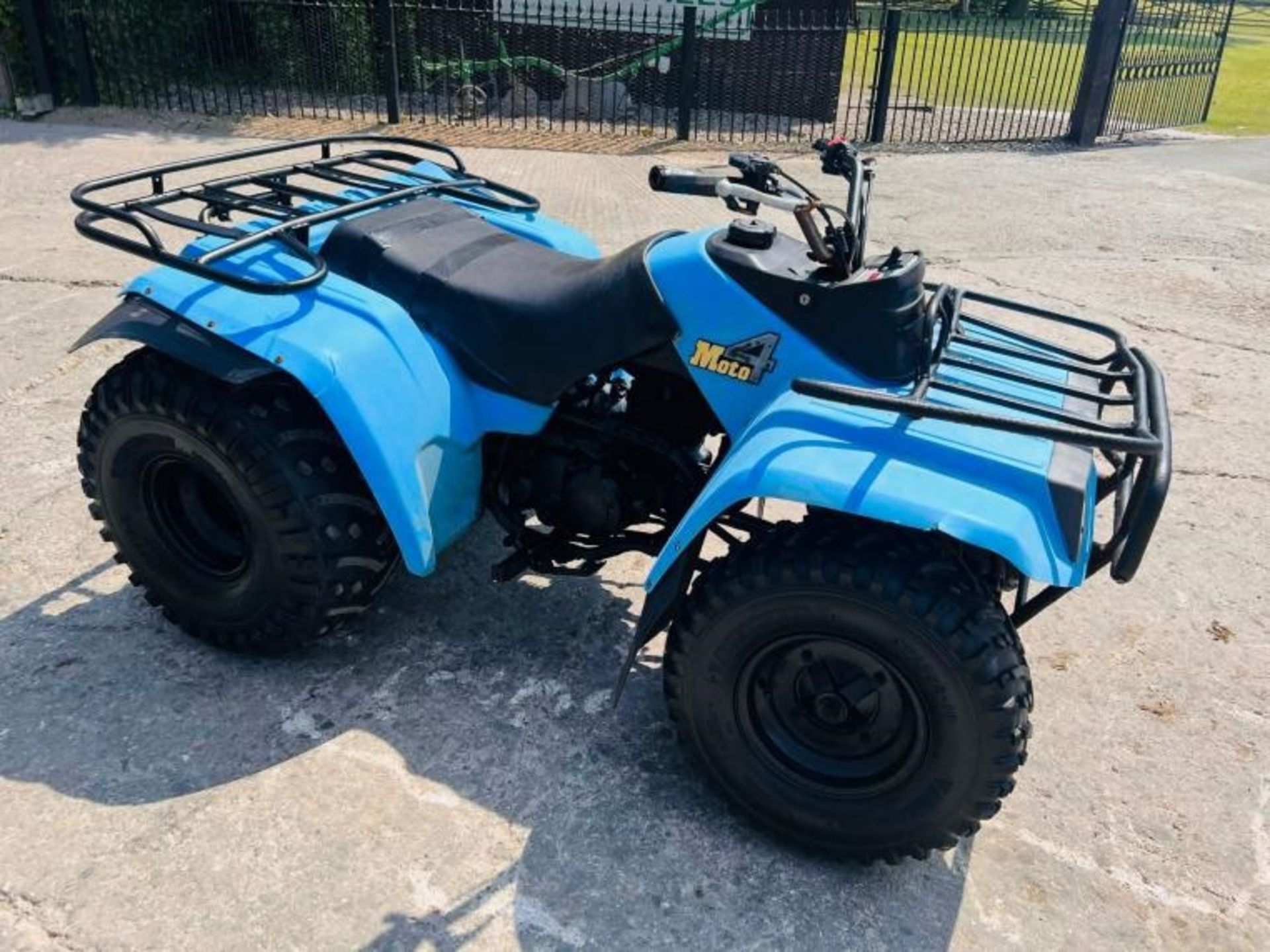 YAMAHA MOTO4 4WD QUAD BIKE C/W CARRY RACKS - Image 2 of 11