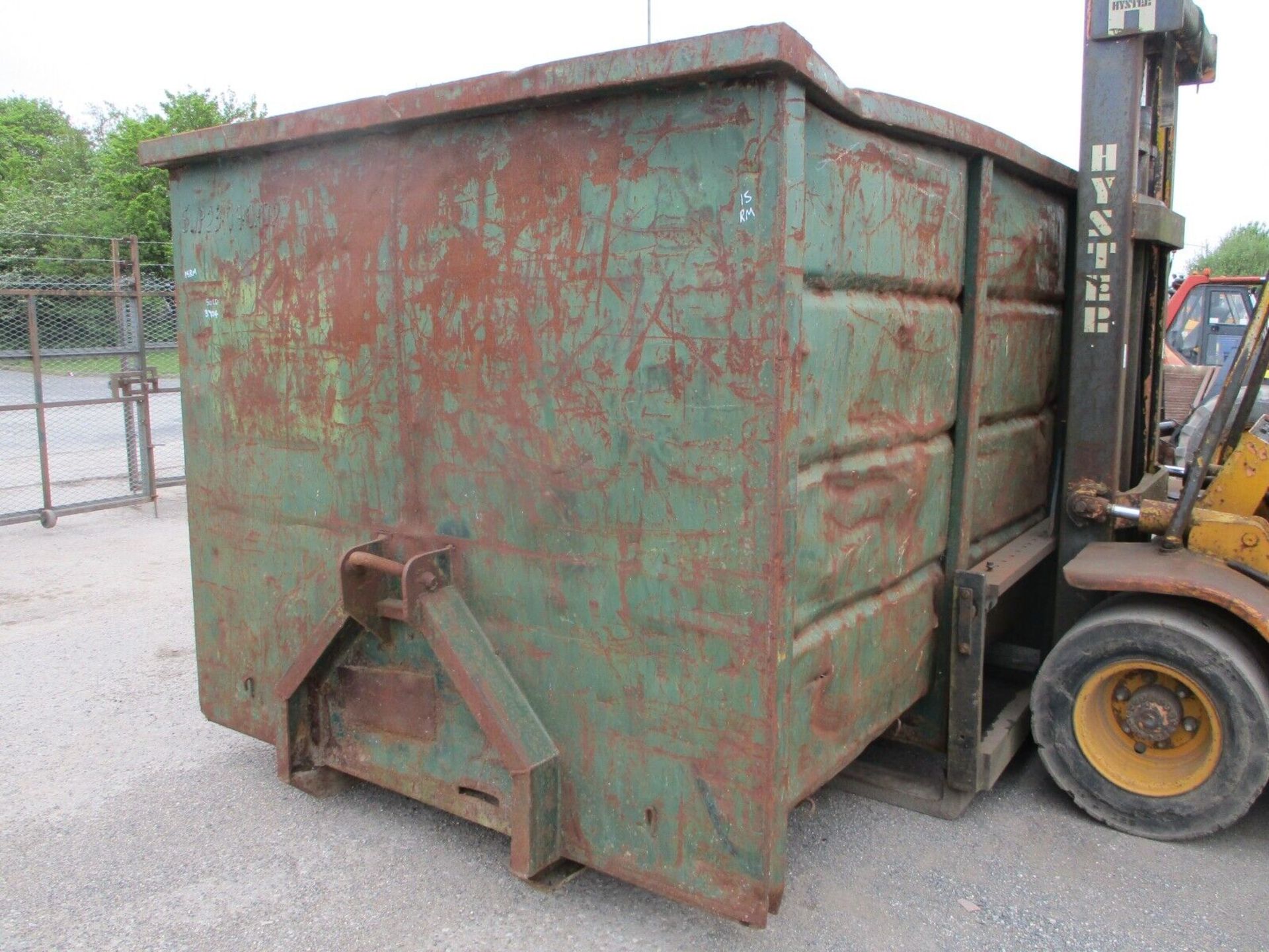 4M LONG ROLL ON OFF SKIP RO RO SCRAP BIN HOOK LOADER DELIVERY OK - Image 5 of 6