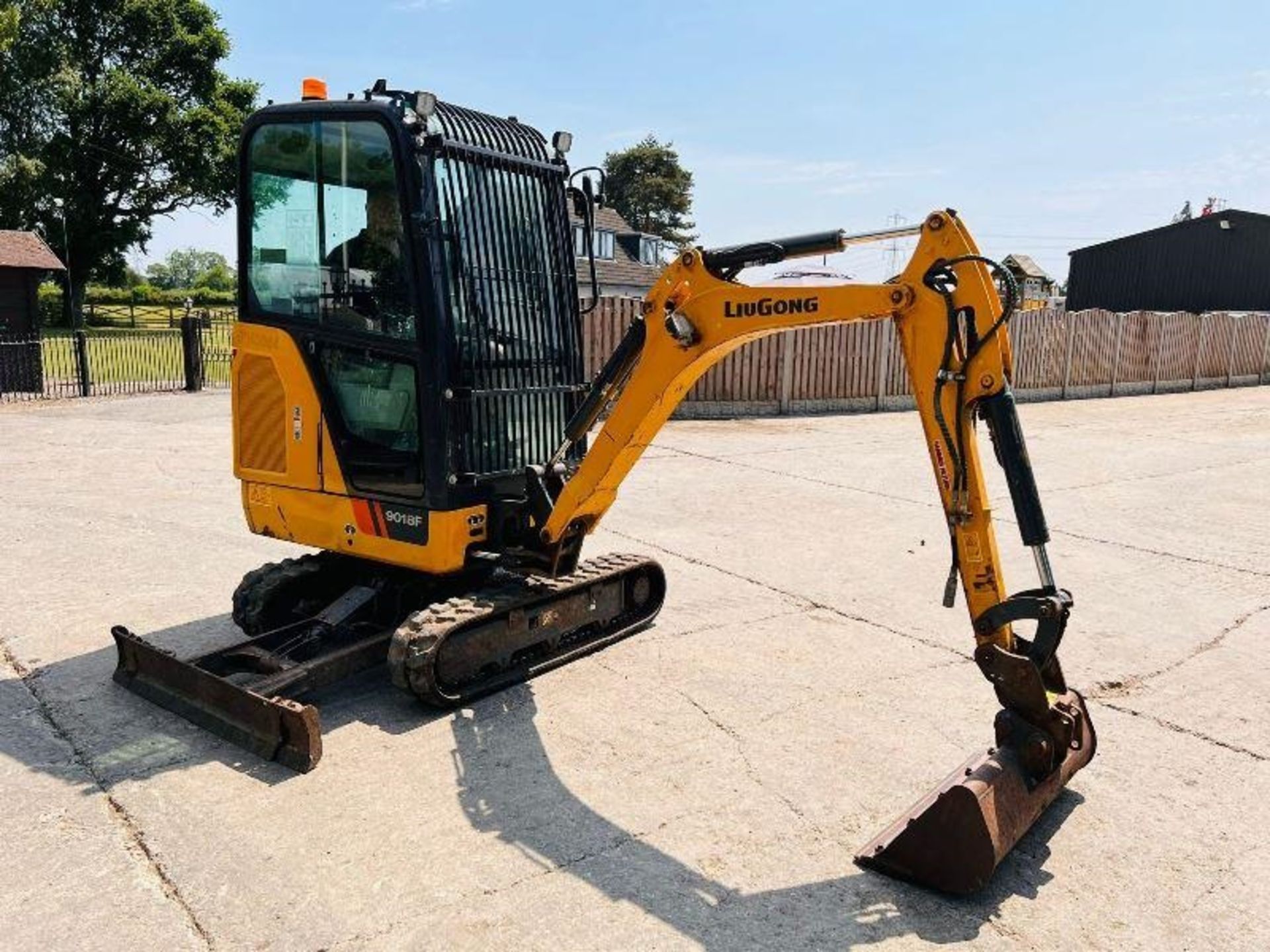 LIUGONG 9018F EXCAVATOR *YEAR 2020, 543 HOURS, ONE OWNER FROM NEW - Image 4 of 16