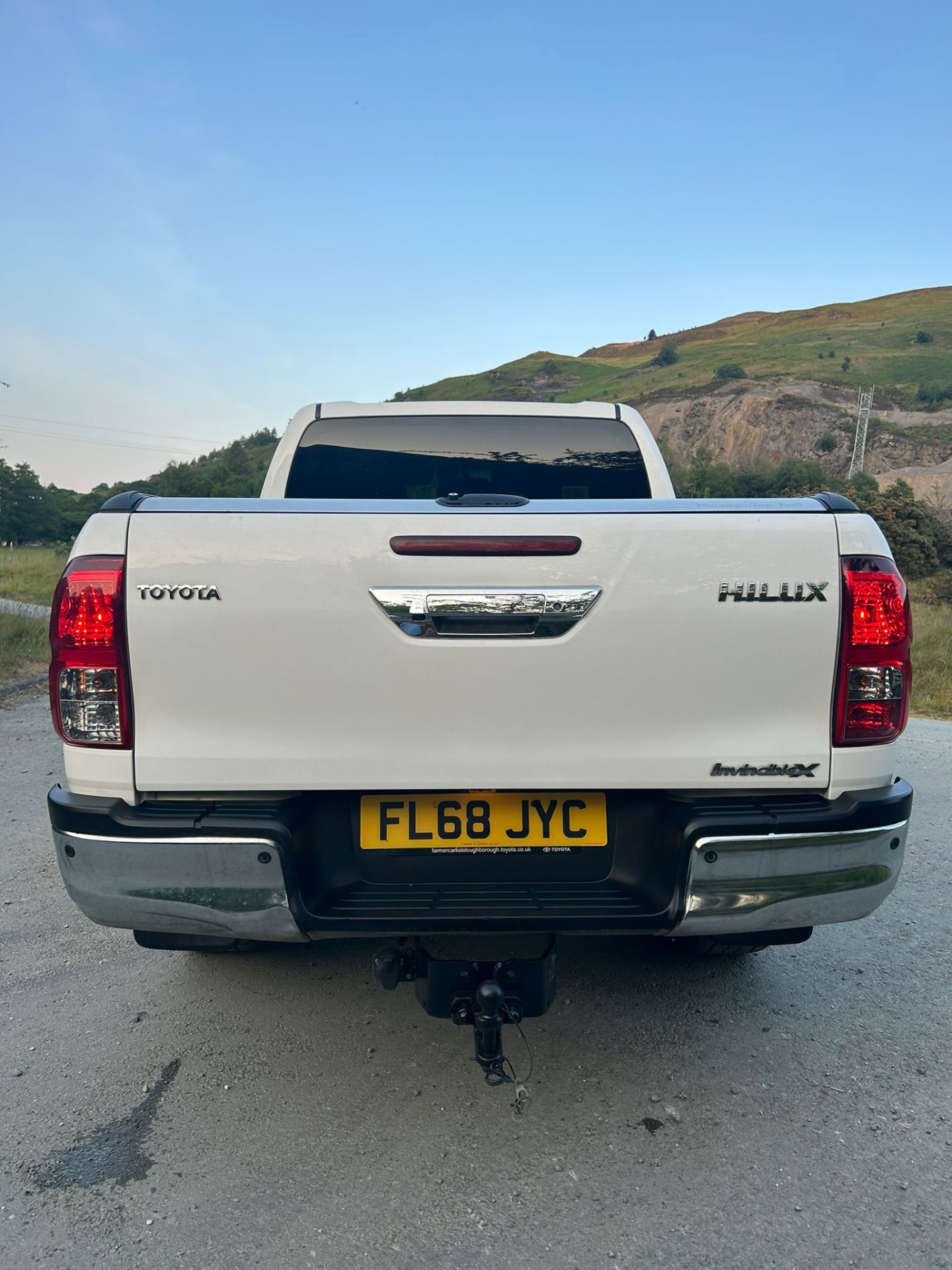 AUTOMATIC 2018 TOYOTA HILUX LIMITED EDITION FACELIFT ROLLER SHUTTER - Image 12 of 18