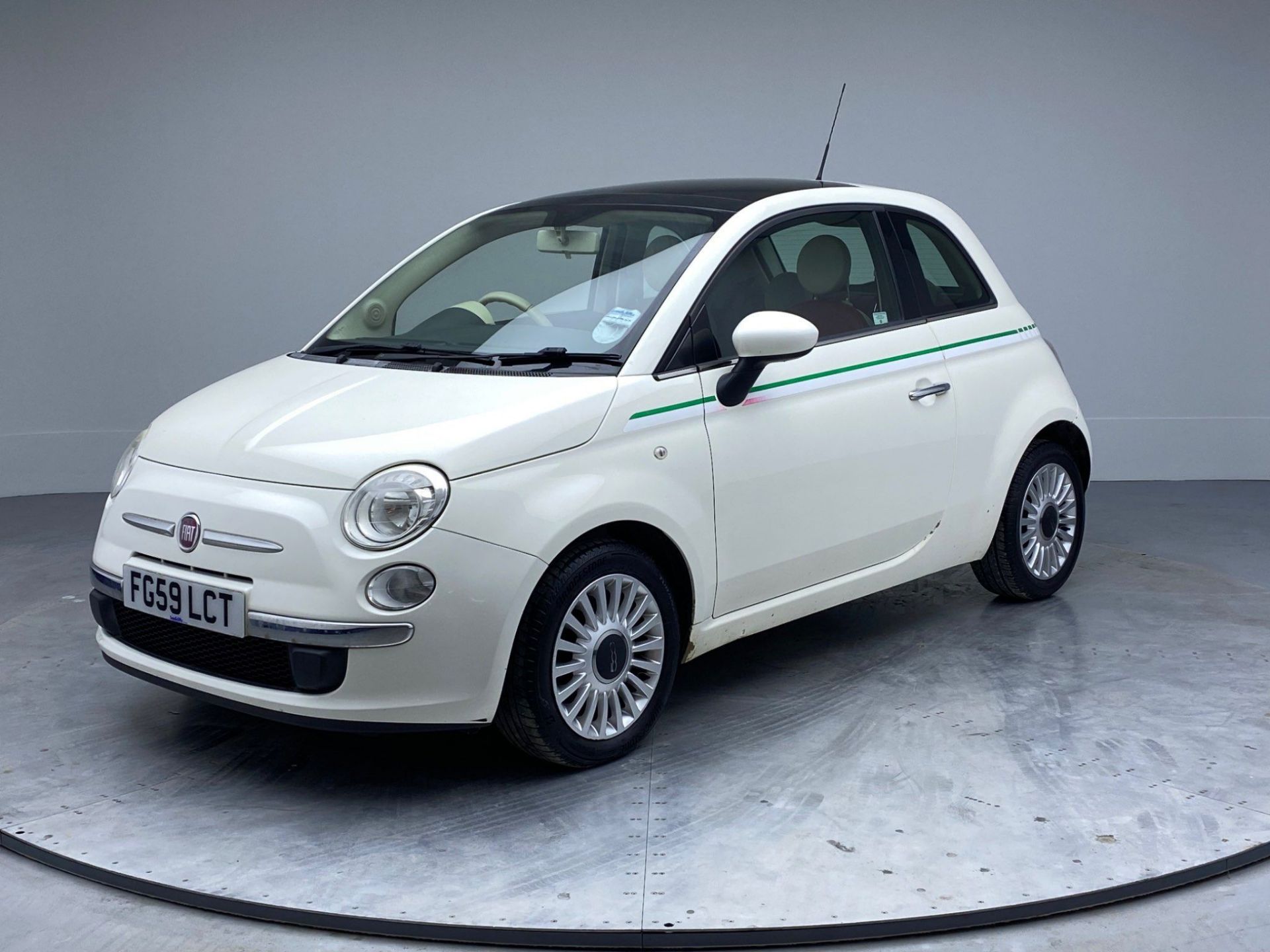 2009 FIAT 500 1.5 LOUNGE 3 DOOR HATCHBACK - 97,017 MILES - 1 KEY - Image 3 of 51