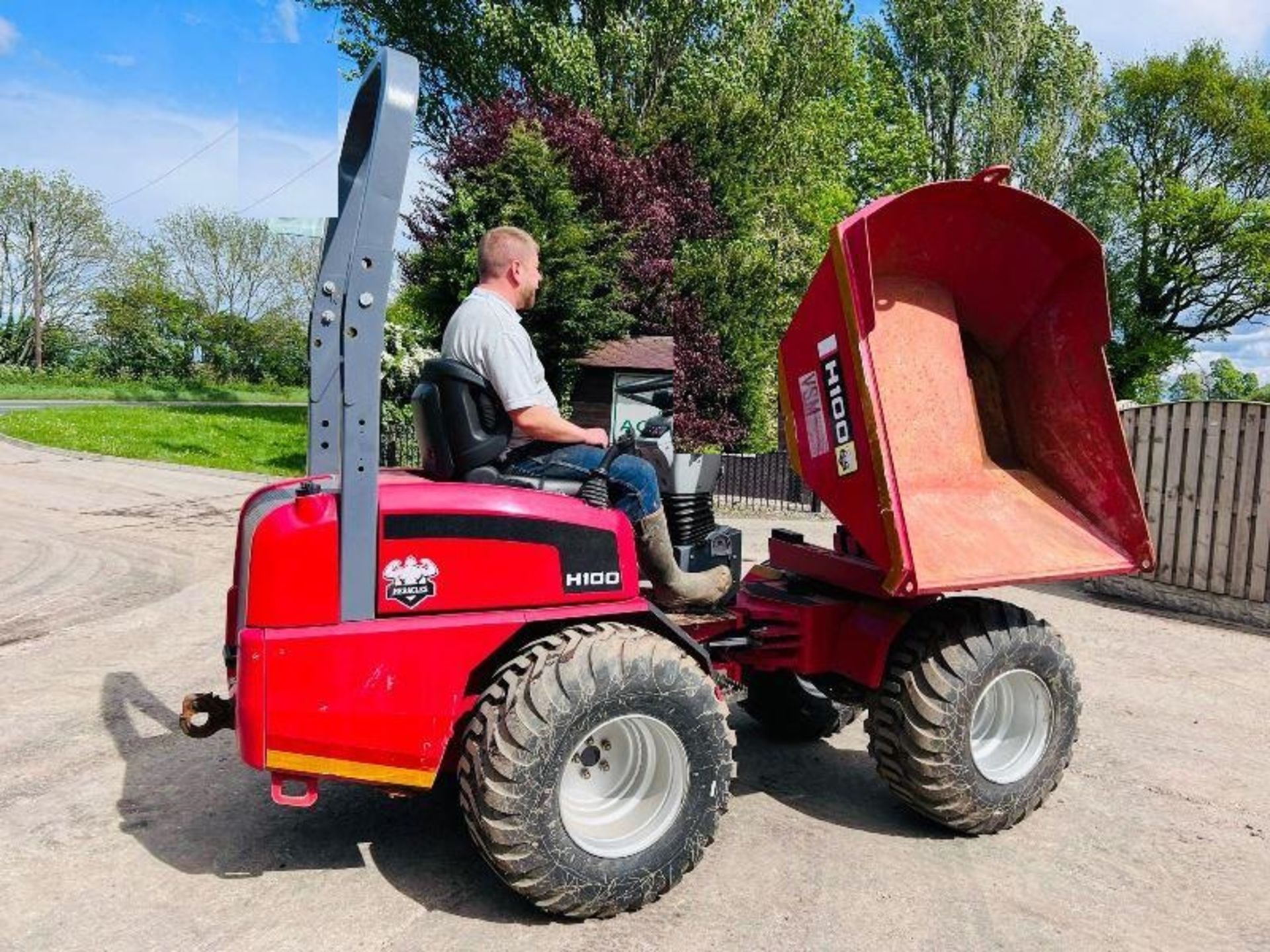 HERACLES H100 1TON SWIVEL TIP DUMPER * YEAR 2022 , ONLY 29 HOURS - Image 6 of 20