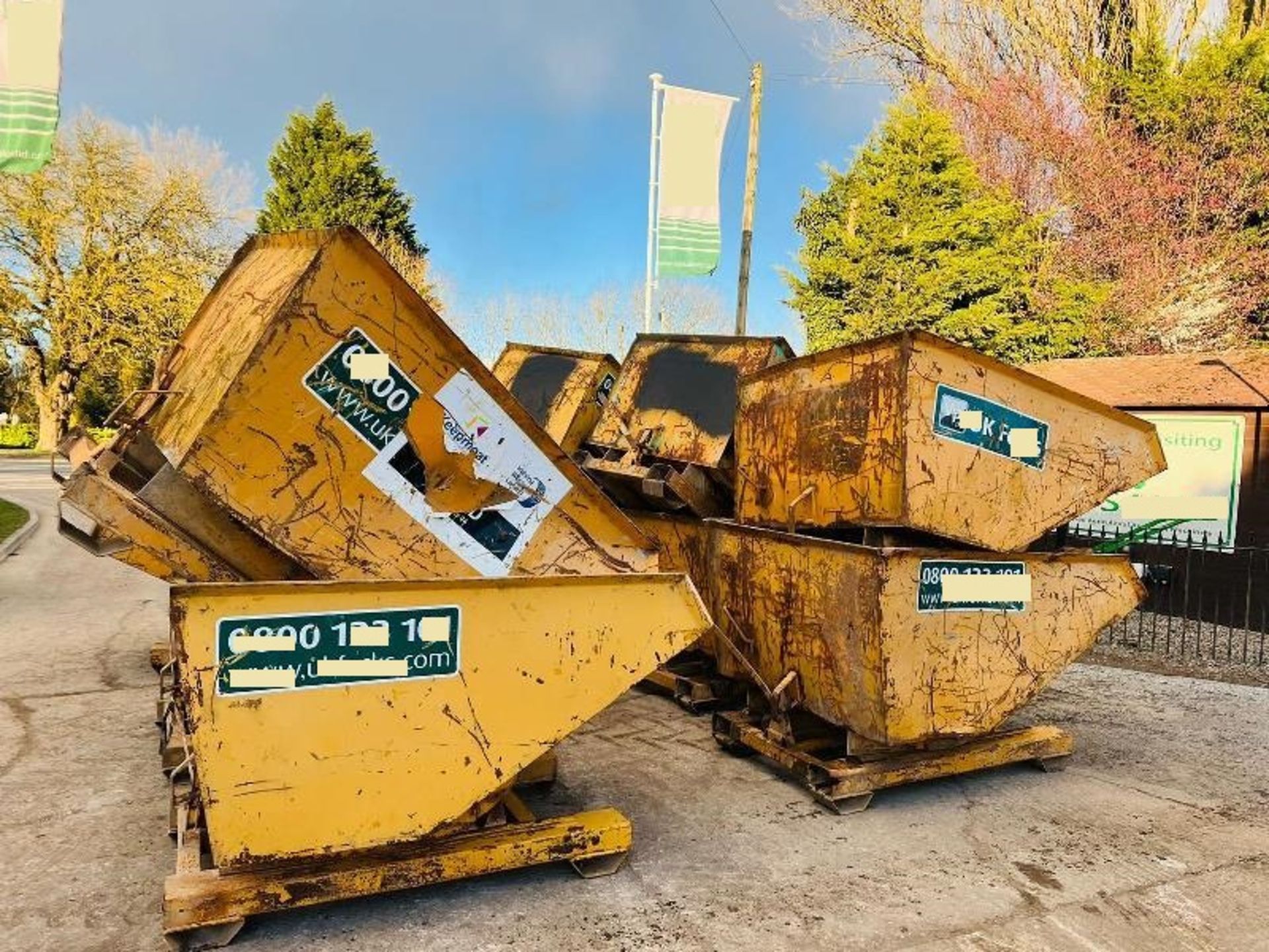 TIPPING SKIP TO SUIT PALLET TINES * CHOICE OF 11 * - Image 7 of 7