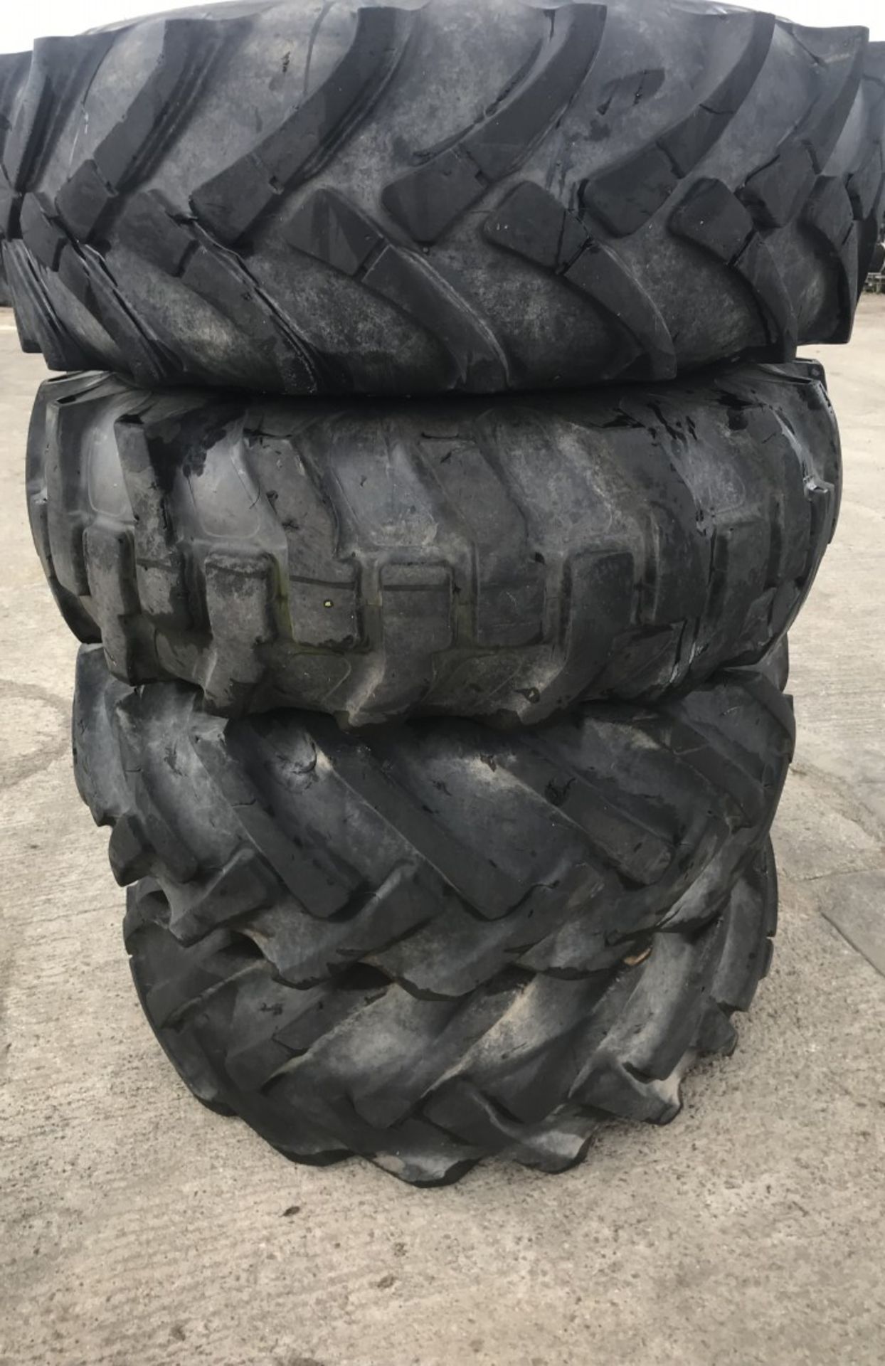 4 X JCB TELEHANDLER WHEELS AND TYRES 24 INCH - Image 11 of 11