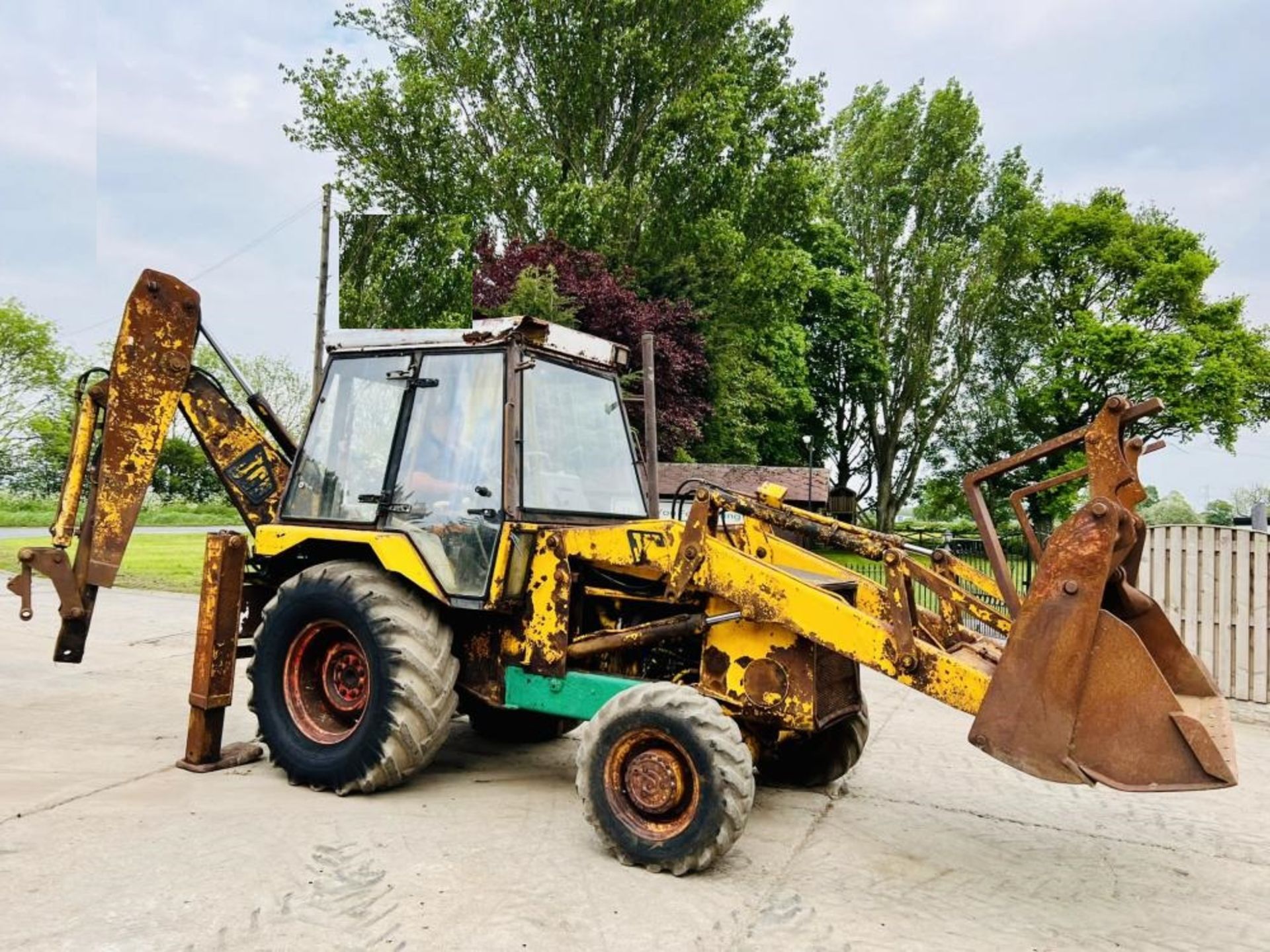 JCB 3CX PROJECT 7 4WD BACKHOE DIGGER C/W EXTENDING DIG - Image 8 of 13