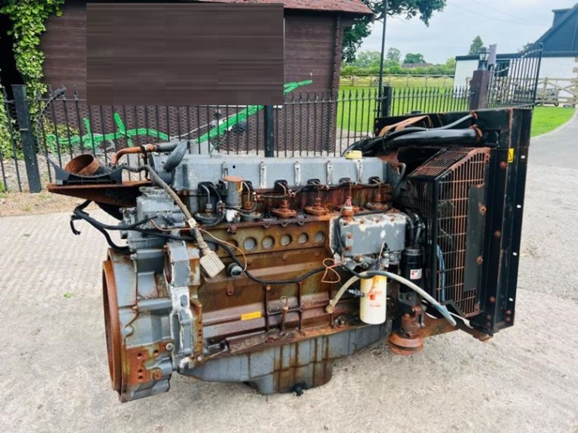 DEUTZ 6 CYLINDER TURBO ENGINE C/W RADIATOR - Image 3 of 5