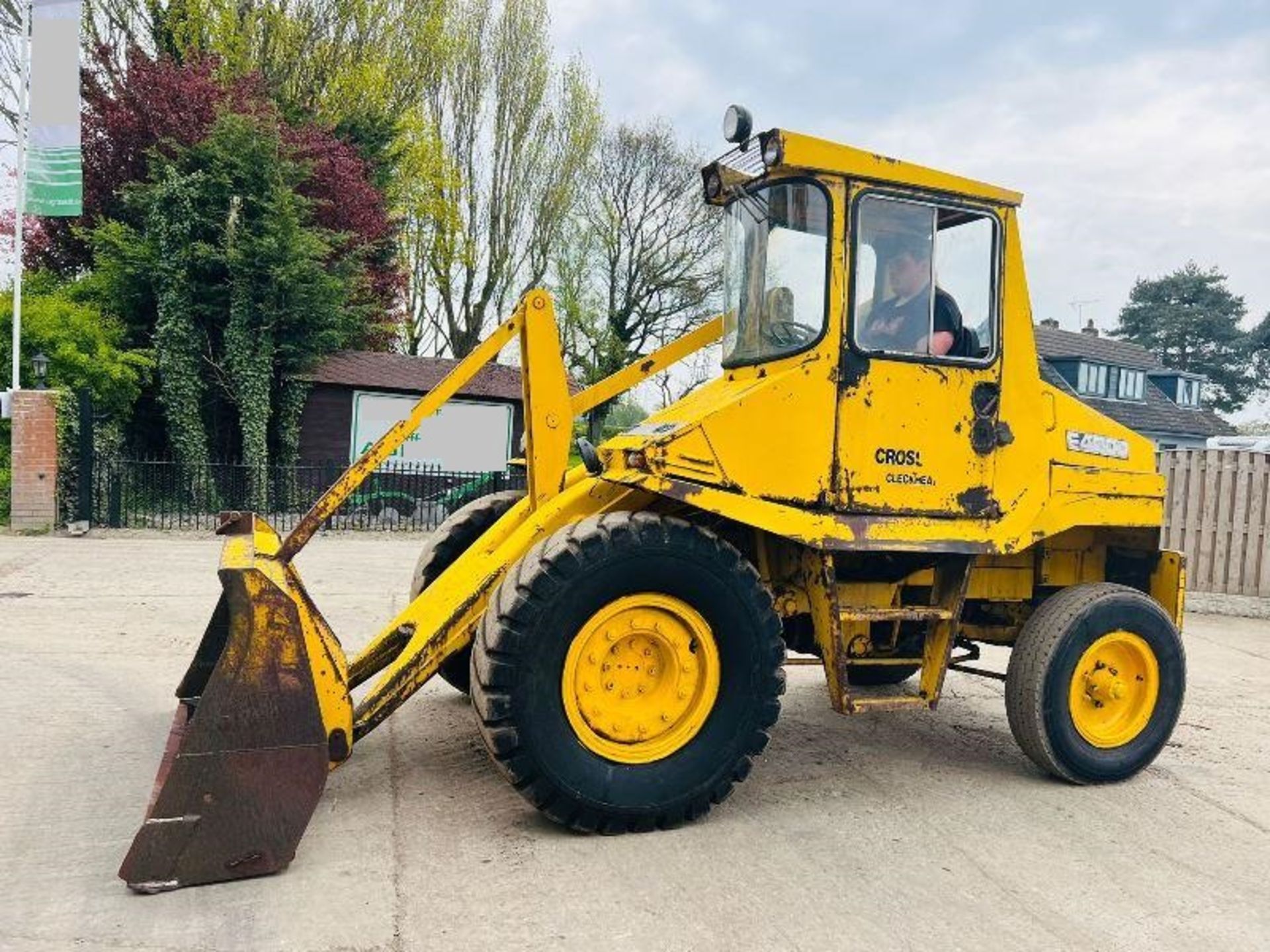 MUIR HILL F4000 LOADING SHOVEL C/W BUCKET - Image 8 of 14