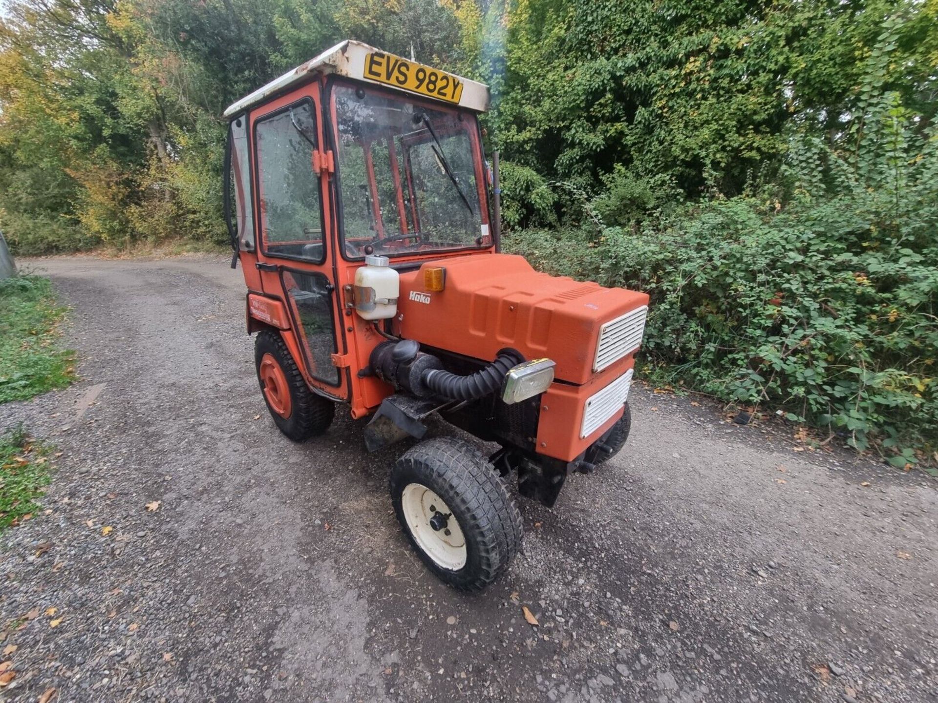 1987 HAKO TRACTOR 2WD