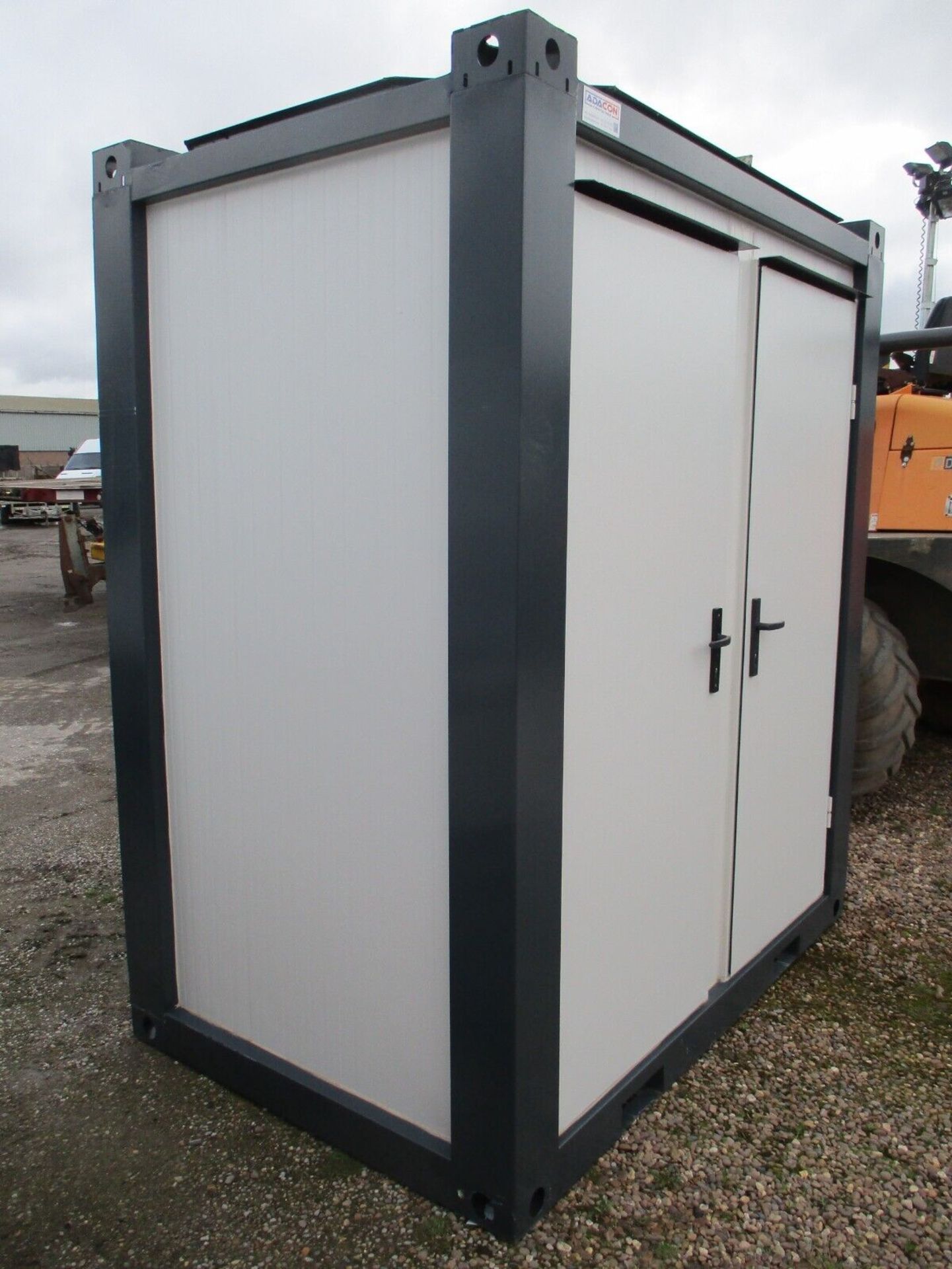 ADACON 2.1M X 1.35M DOUBLE TOILET BLOCK SECURE SHIPPING CONTAINER - Image 5 of 11