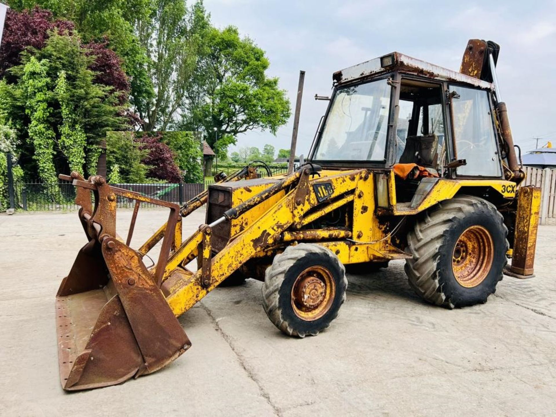 JCB 3CX PROJECT 7 4WD BACKHOE DIGGER C/W EXTENDING DIG - Image 11 of 13