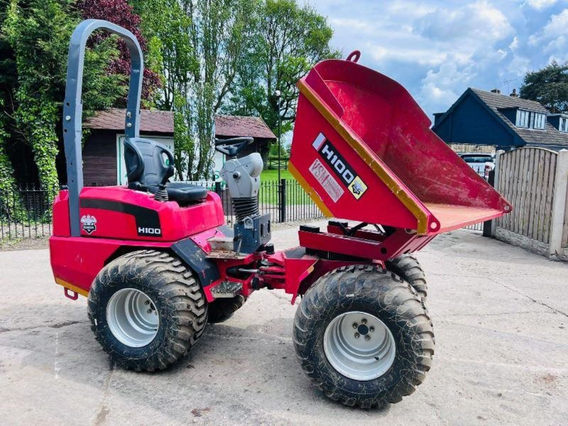 HERACLES H100 1TON SWIVEL TIP DUMPER * YEAR 2022 , ONLY 29 HOURS - Image 10 of 20