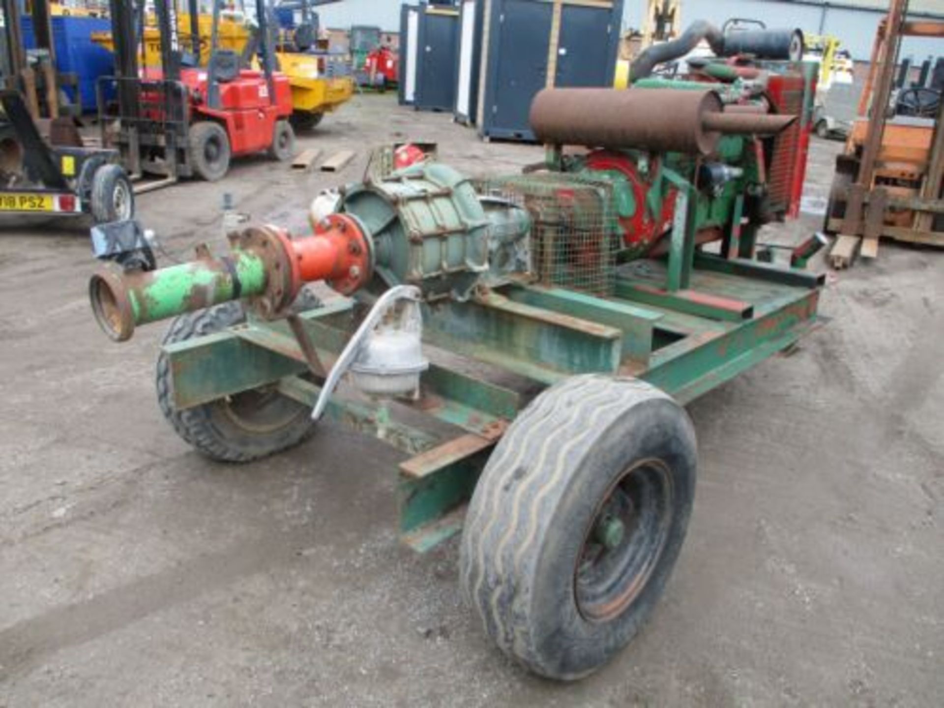 CAPRARI 4 INCH " WATER PUMP INTERNATIONAL 6 CYLINDER DIESEL ENGINE GODWIN SLURRY - Image 3 of 12