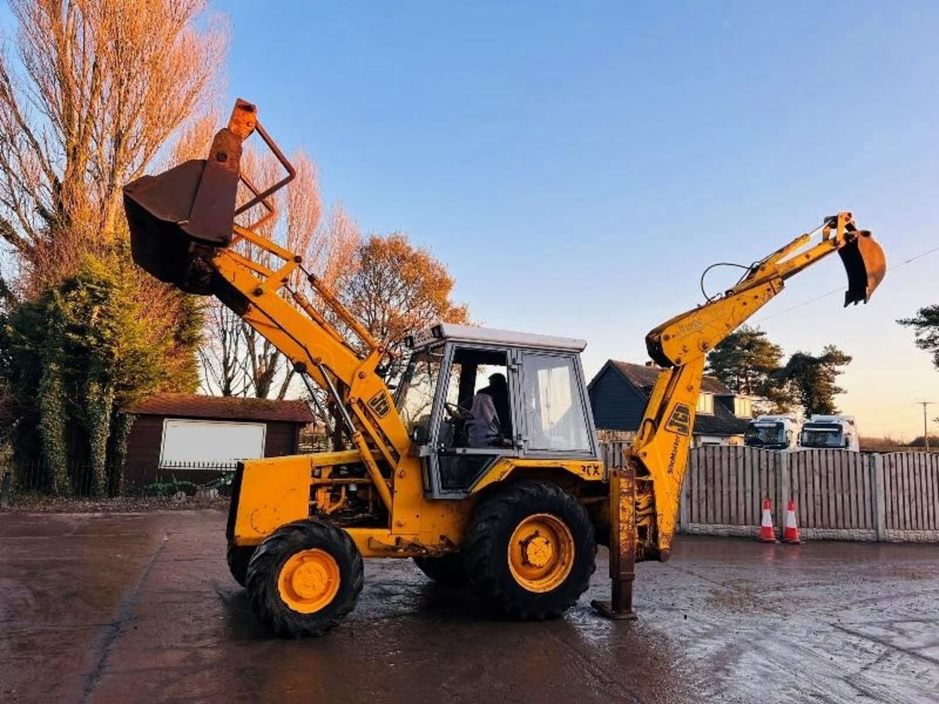 JCB 3CX SITEMASTER TURBO PLUS 4WD BACKHOE DIGGER C/W EXTENDING DIG - Image 10 of 14