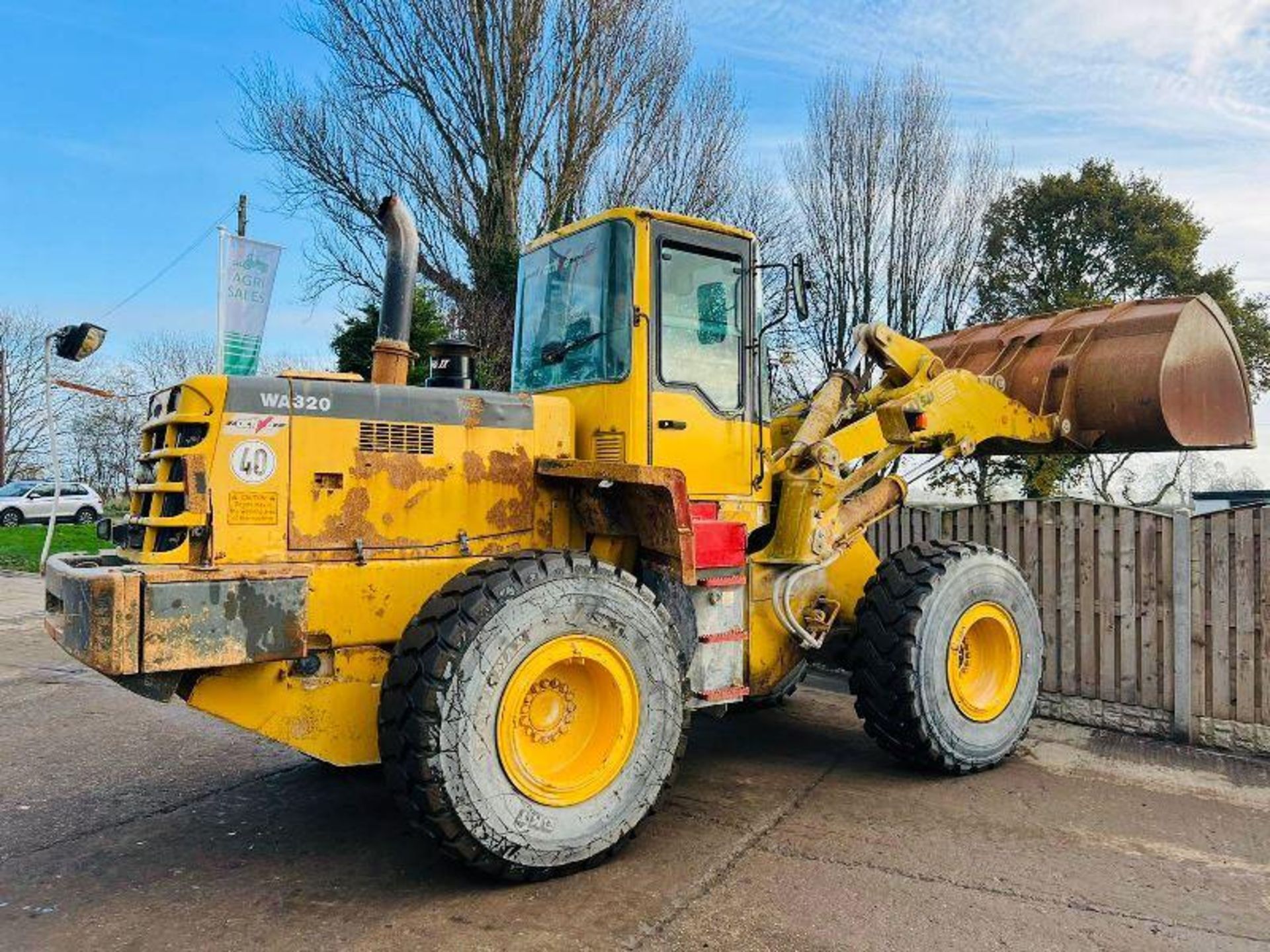 KOMATSU WA320 4WD LOADING SHOVEL C/W LOADMASTER 8000X MONITORE