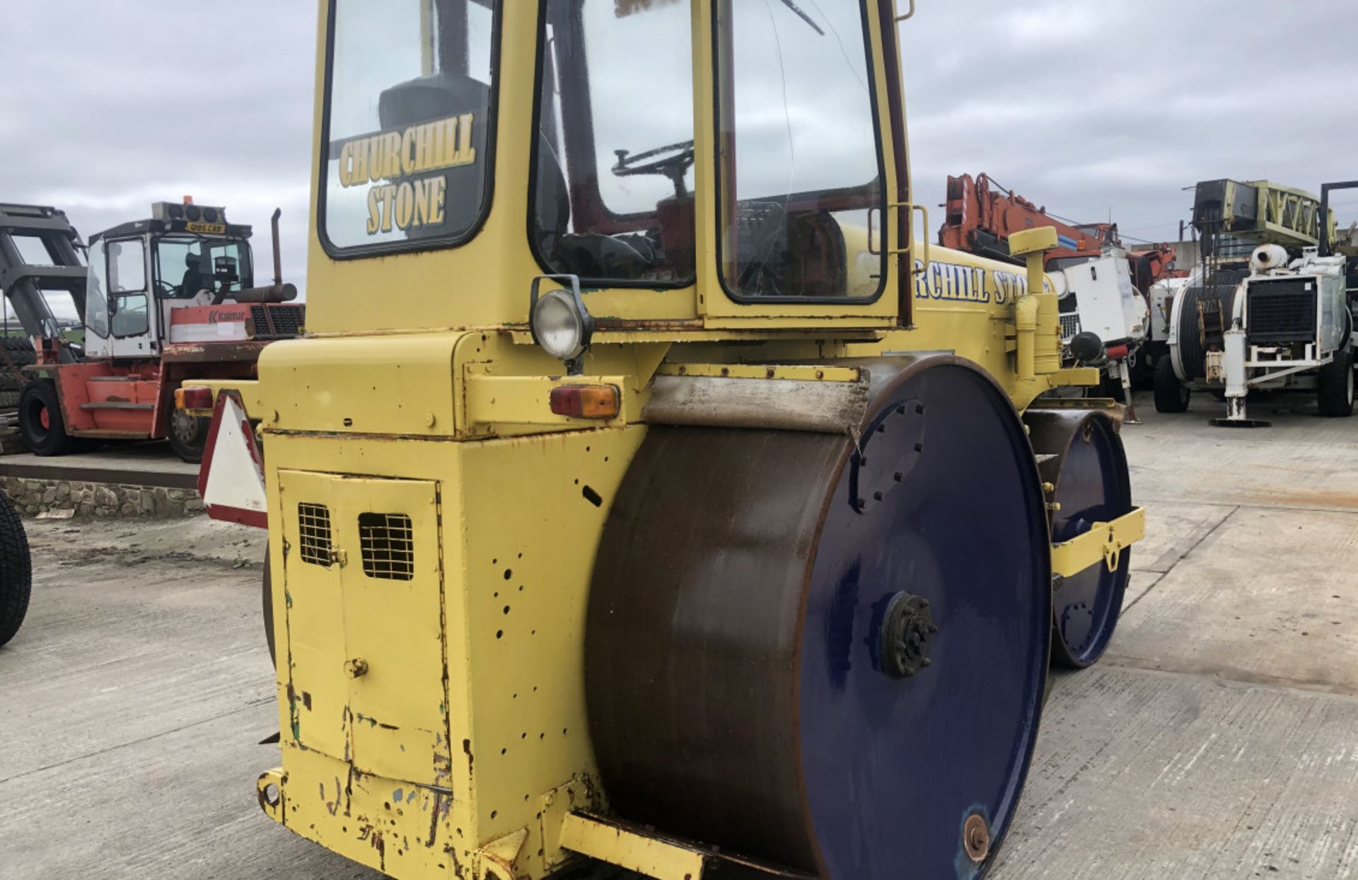 AVELING BARFORD DC12 3 PIN DEAD WEIGHT TARMAC ROLL - Image 5 of 8