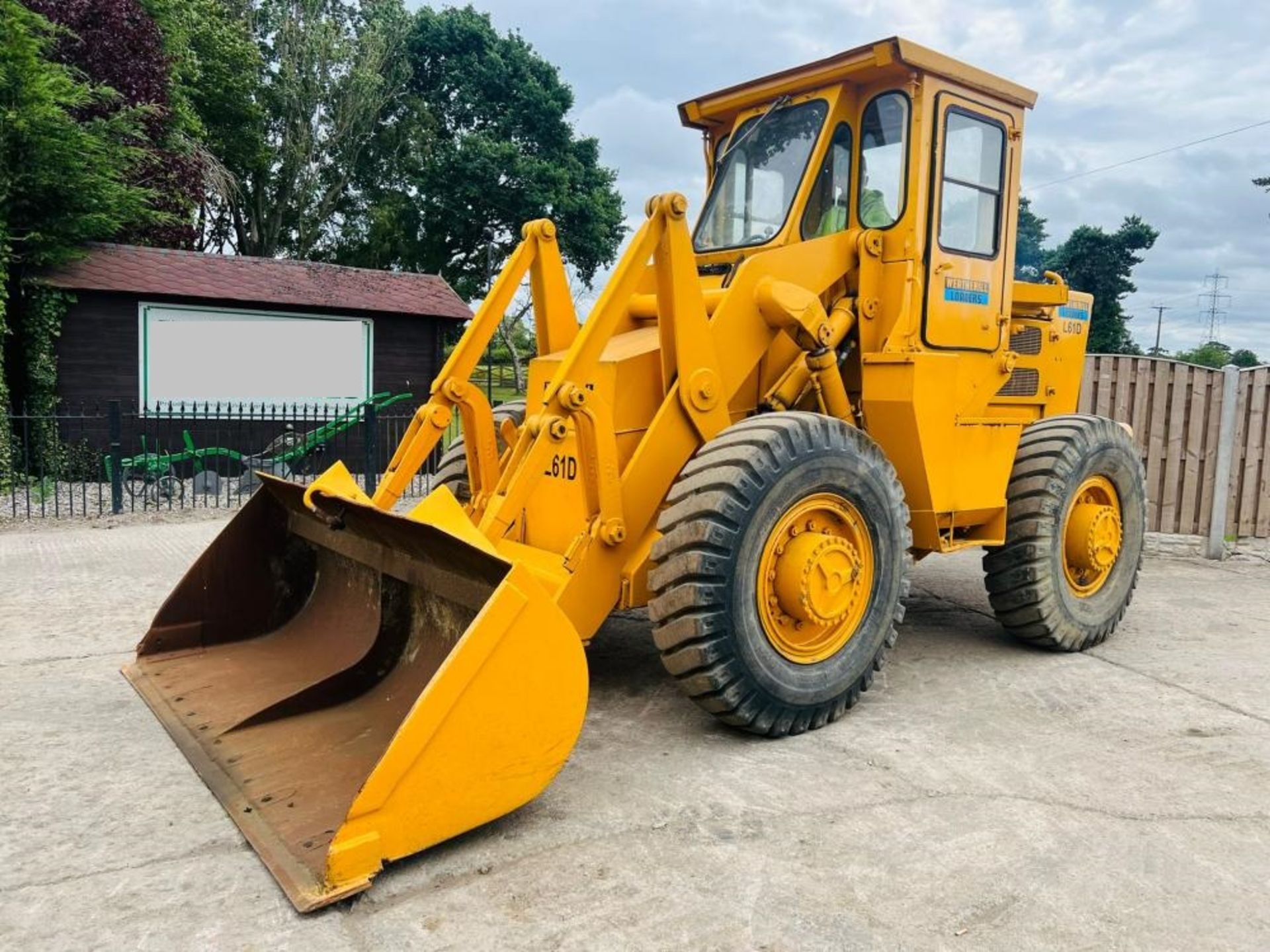 WEATHERILL L62B-11-690 4WD LOADING SHOVEL C/W LOADLOG 500+ SCALE'S - Image 13 of 14