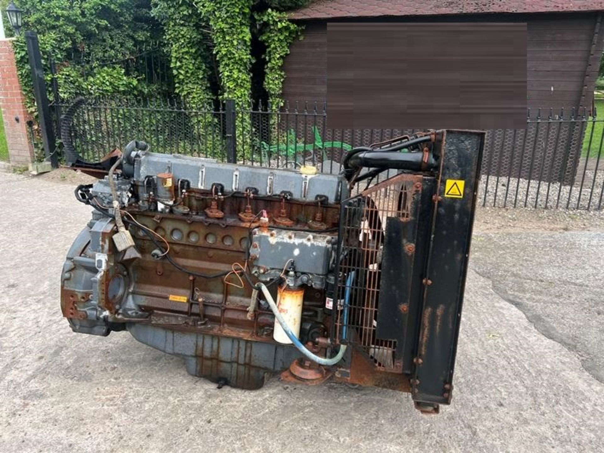 DEUTZ 6 CYLINDER TURBO ENGINE C/W RADIATOR