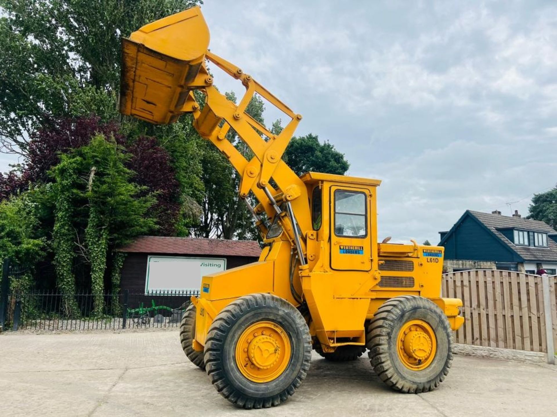 WEATHERILL L62B-11-690 4WD LOADING SHOVEL C/W LOADLOG 500+ SCALE'S - Image 12 of 14