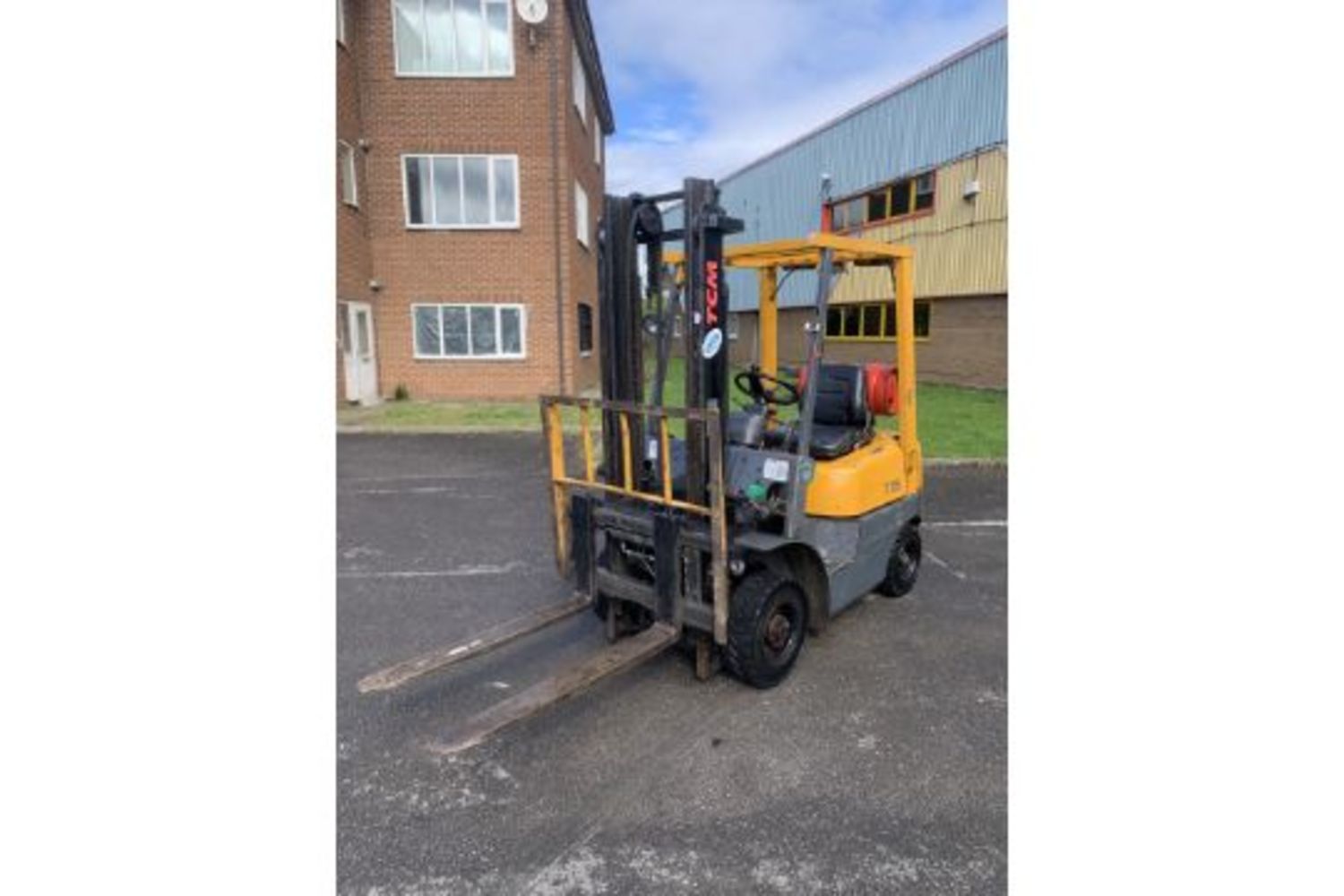 COMPANY LIQUIDATION - TO INCLUDE POWER TOOLS, FORKLIFTS, VEHICLES, RACKING & MUCH MORE Ends Thursday 11th May 2023 at 12pm