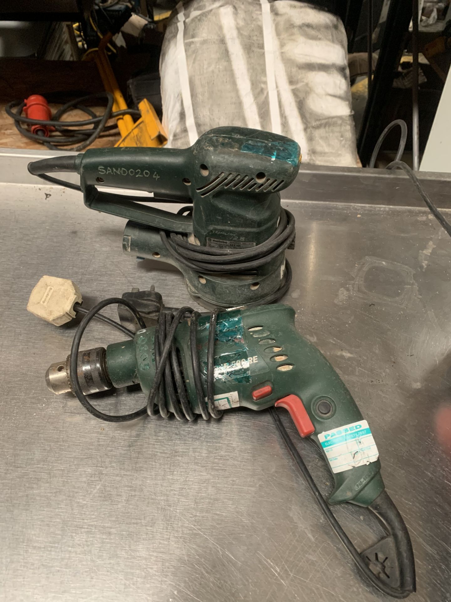 BOSCH DRILL & METABO SANDER