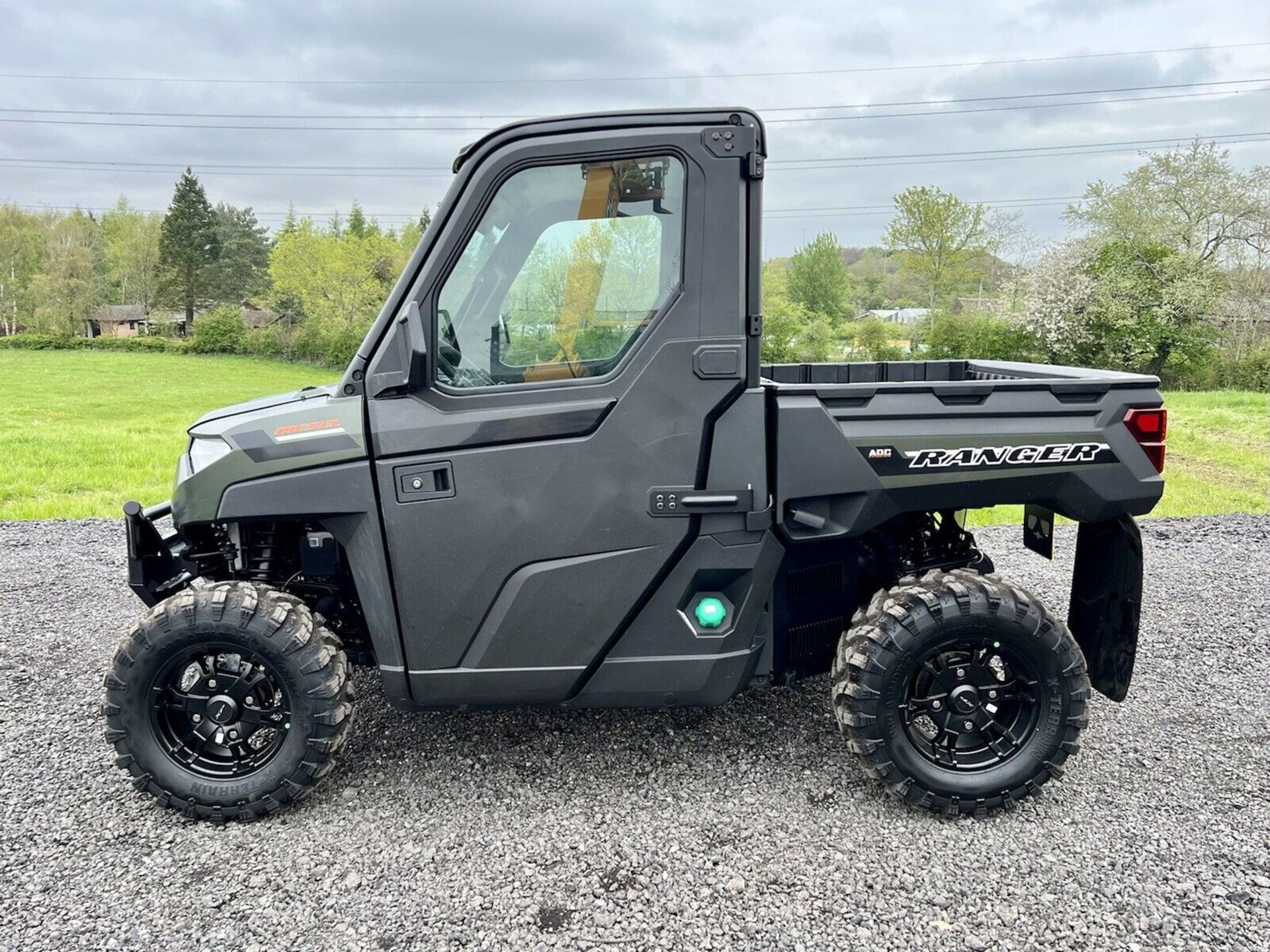 **CANCELLED ORDER - 12% BUYERS PREMIUM** BRAND NEW 2023 POLARIS RANGER 902D UTILITY VEHICLE 1000D - Image 3 of 9