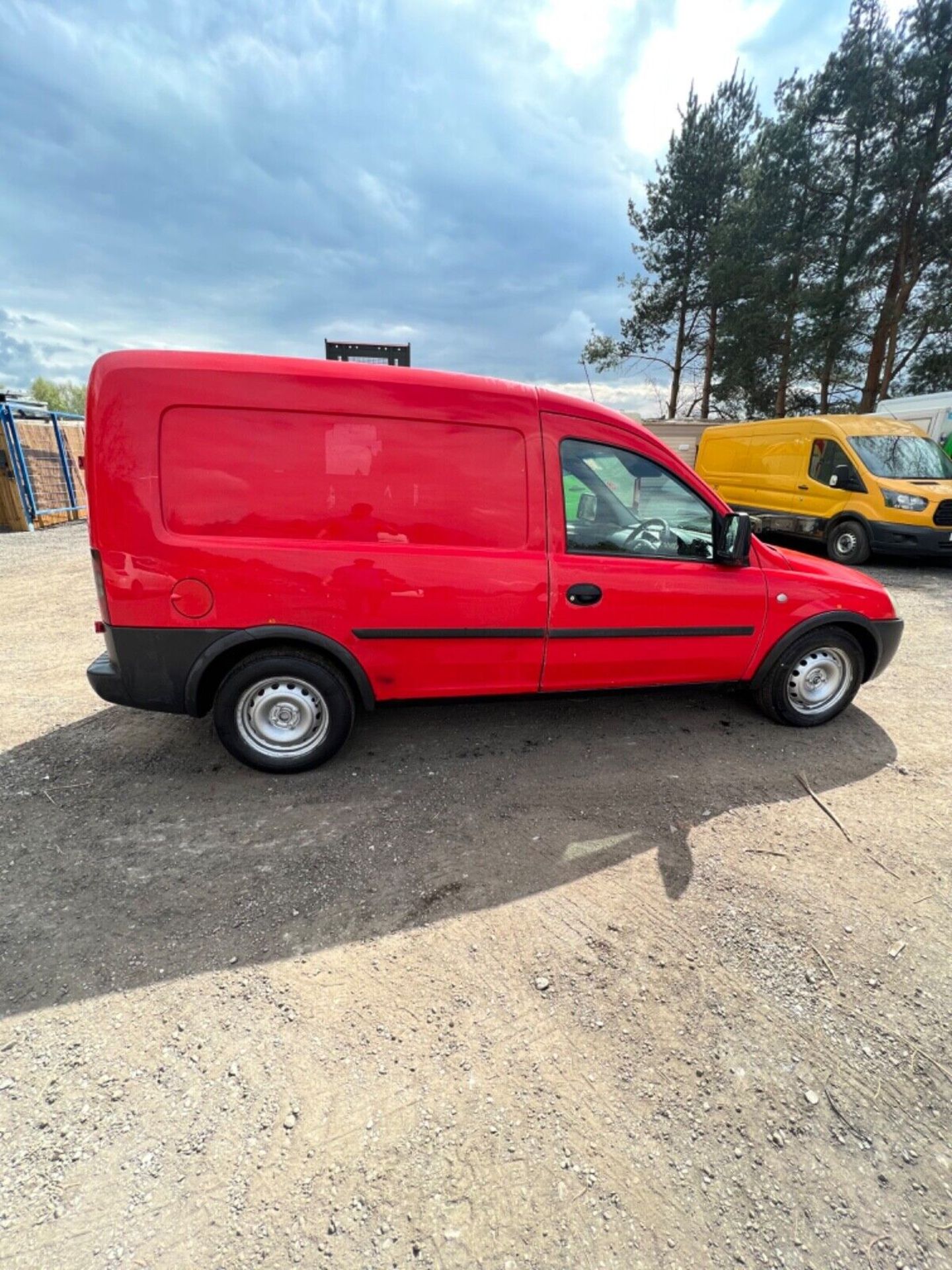 2010/59 VAUXHALL COMBO PANEL VAN - EX ROYAL MAIL - Image 10 of 13