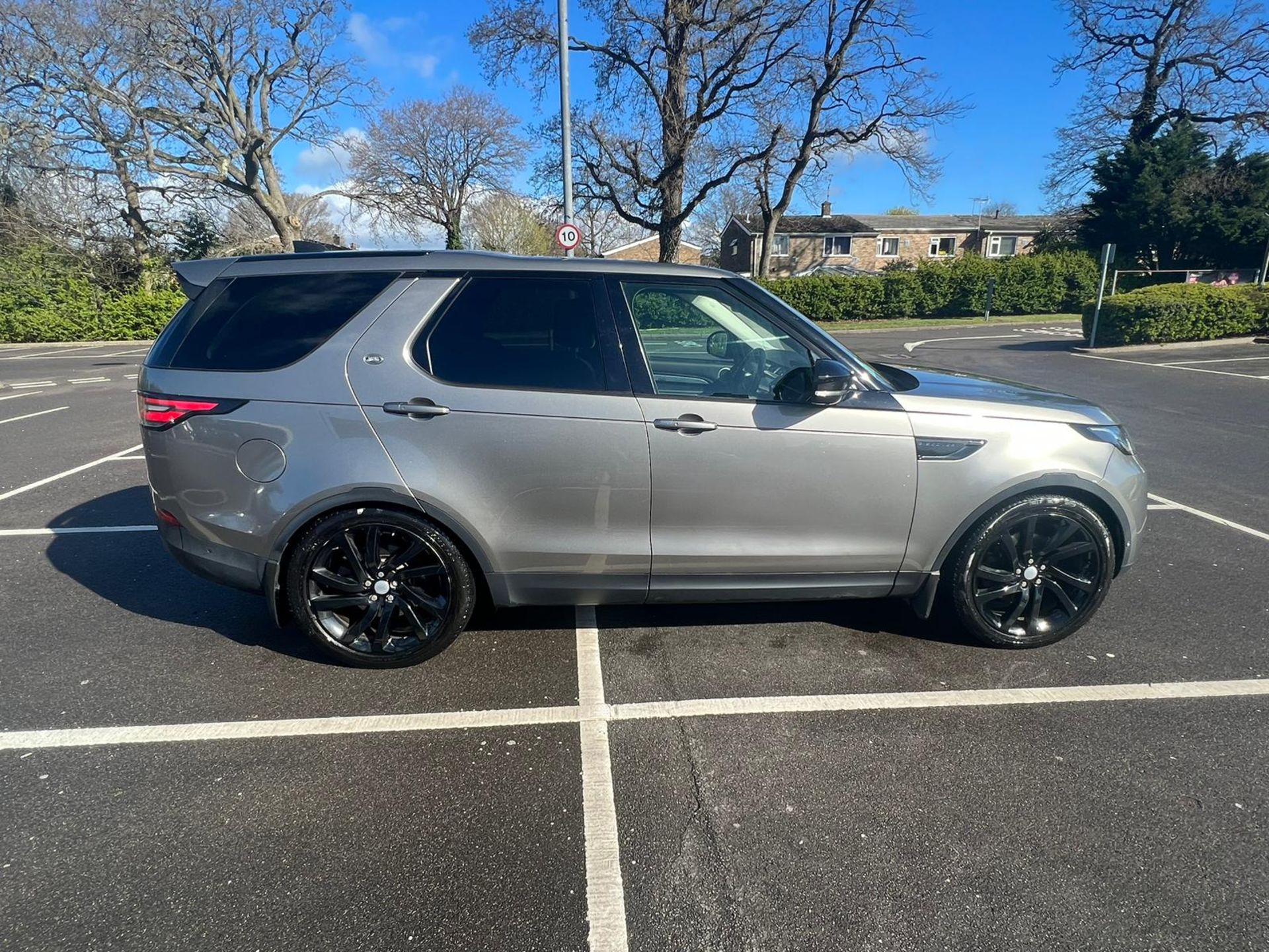 2017 LAND ROVERDISCOVERY FIRST EDITION TD6 AUTO SUV ESTATE, 93K MILES - Image 5 of 9