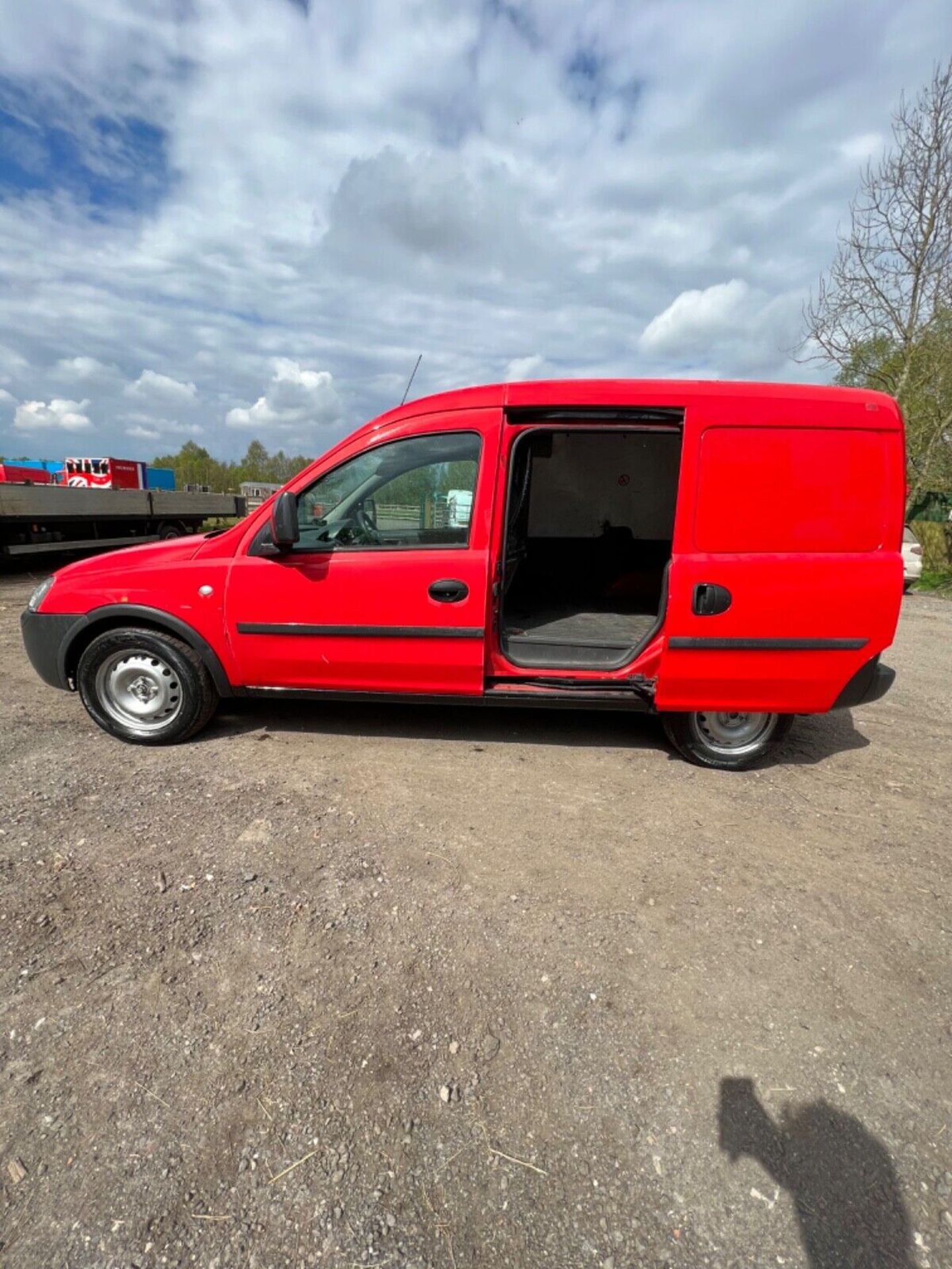 2010/59 VAUXHALL COMBO PANEL VAN - EX ROYAL MAIL