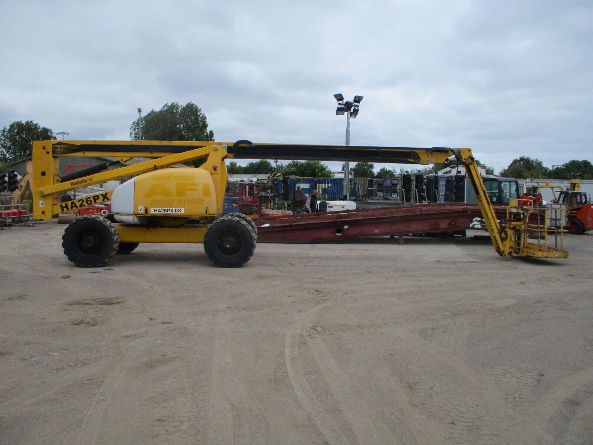 2004 HAULOTTE HA26PX CHERRY PICKER SCISSOR LIFT ACCESS PLATFORM MEWP GENIE BOOM - Image 10 of 17