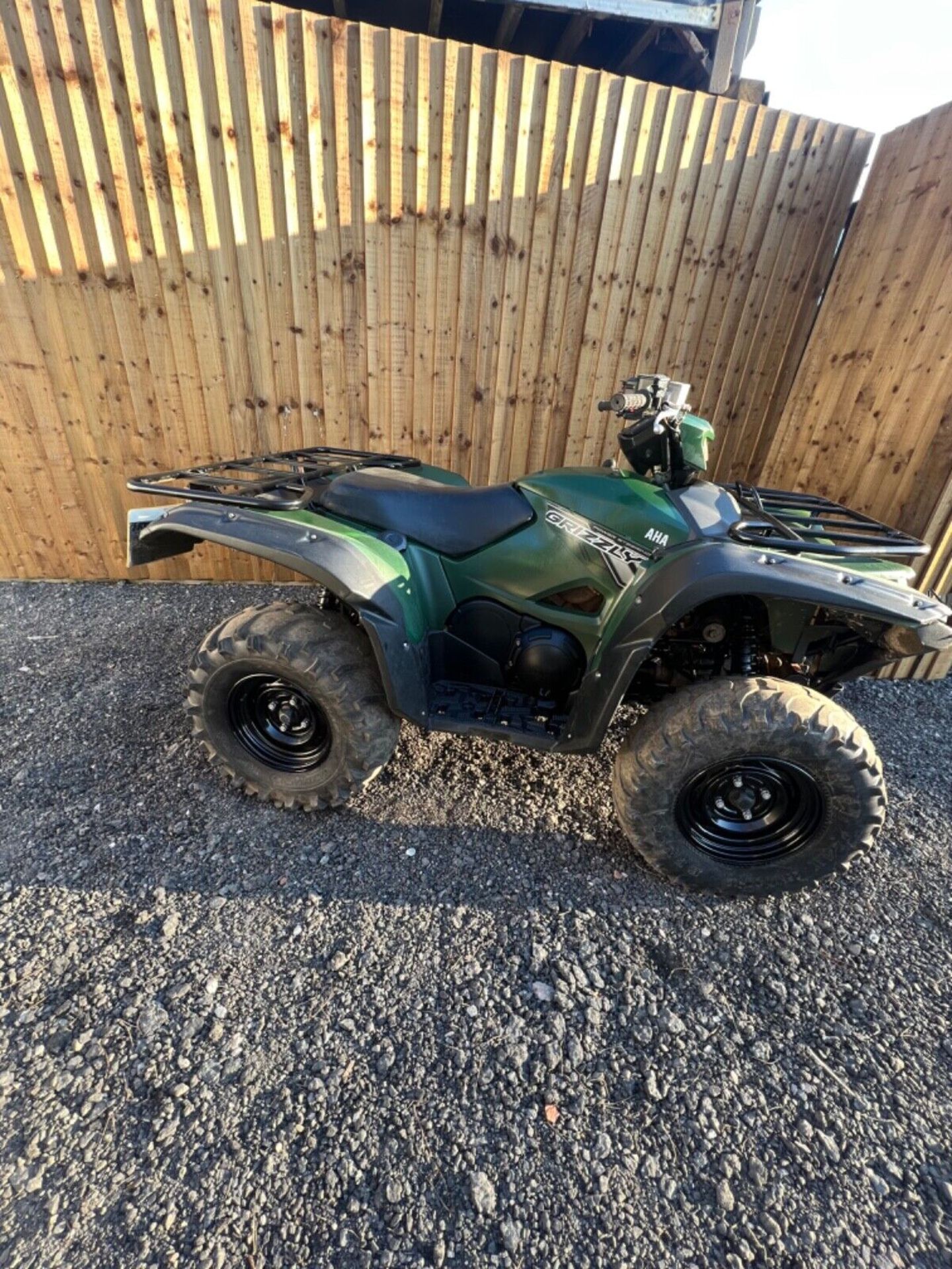 YAMAHA GRIZZLY 700 1300 HOURS FROM NEW 4X4 ROAD LEGAL FARM QUAD BIKE ATV - Image 6 of 13