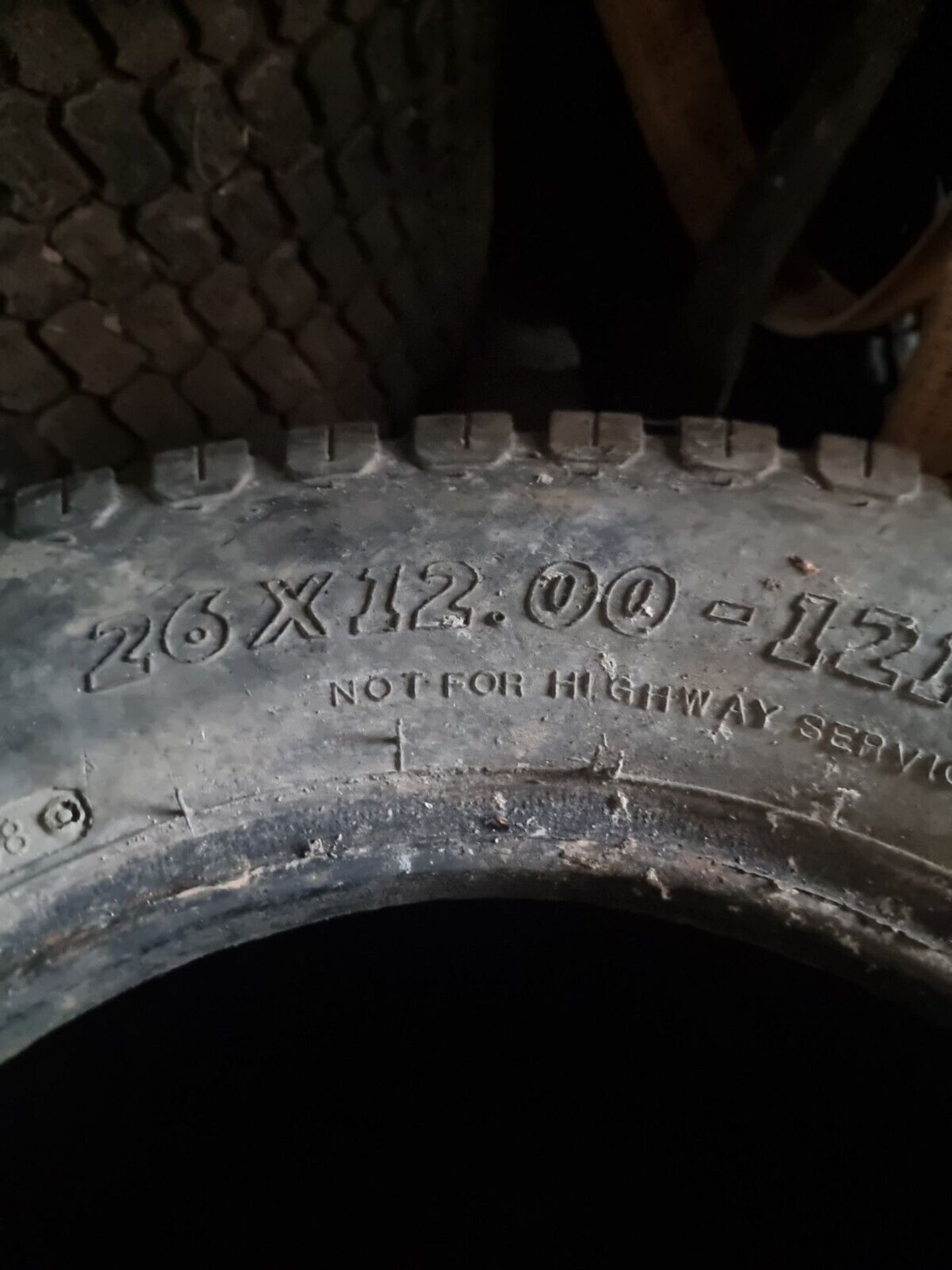 26 X 12.00 - 12 20 X 10.00 8 23 X 10.50 12 TYRES - Image 4 of 4