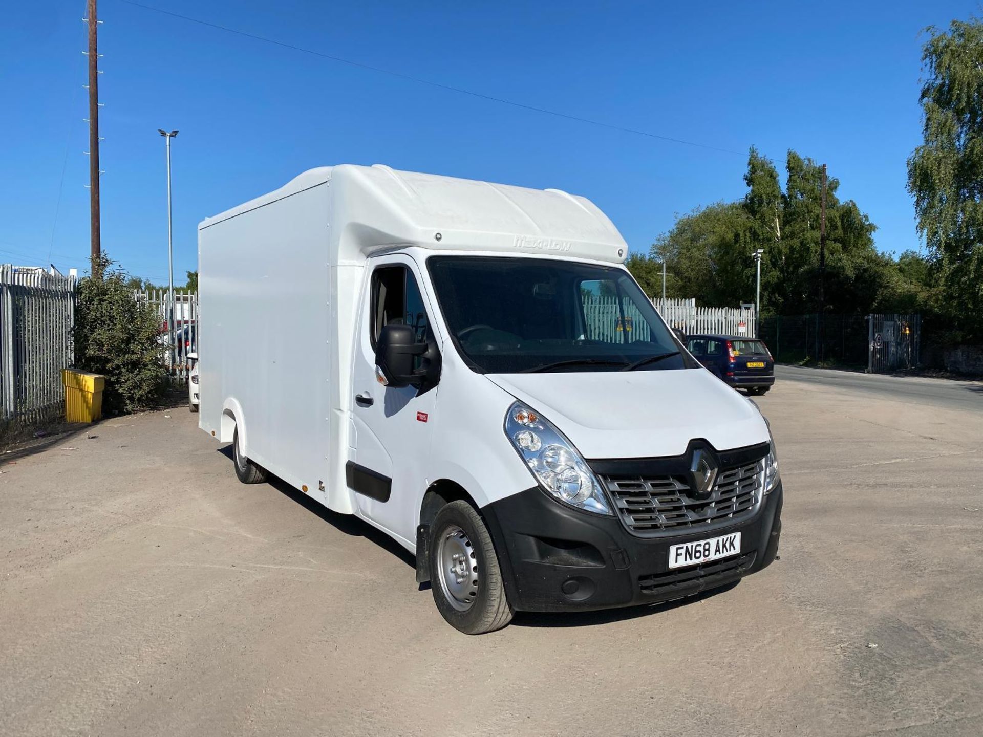 2018 68RENAULT MASTER 2.3DCI LOW LOADER LUTON BOXE EURO6 ADBLUE - Image 3 of 12