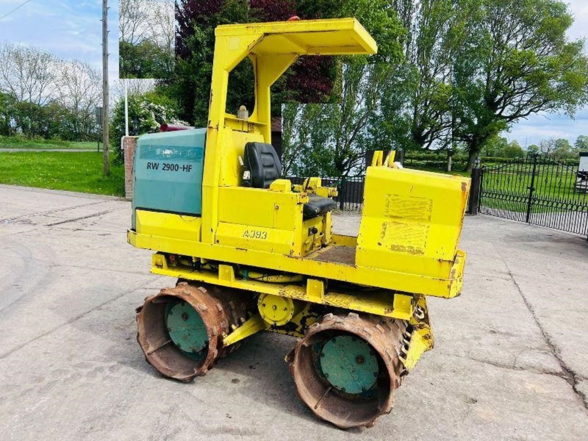RAMMAX 2900-HF DOUBLE DRUM TRENCH ROLLER * SPARE & REPAIRS - Image 9 of 13