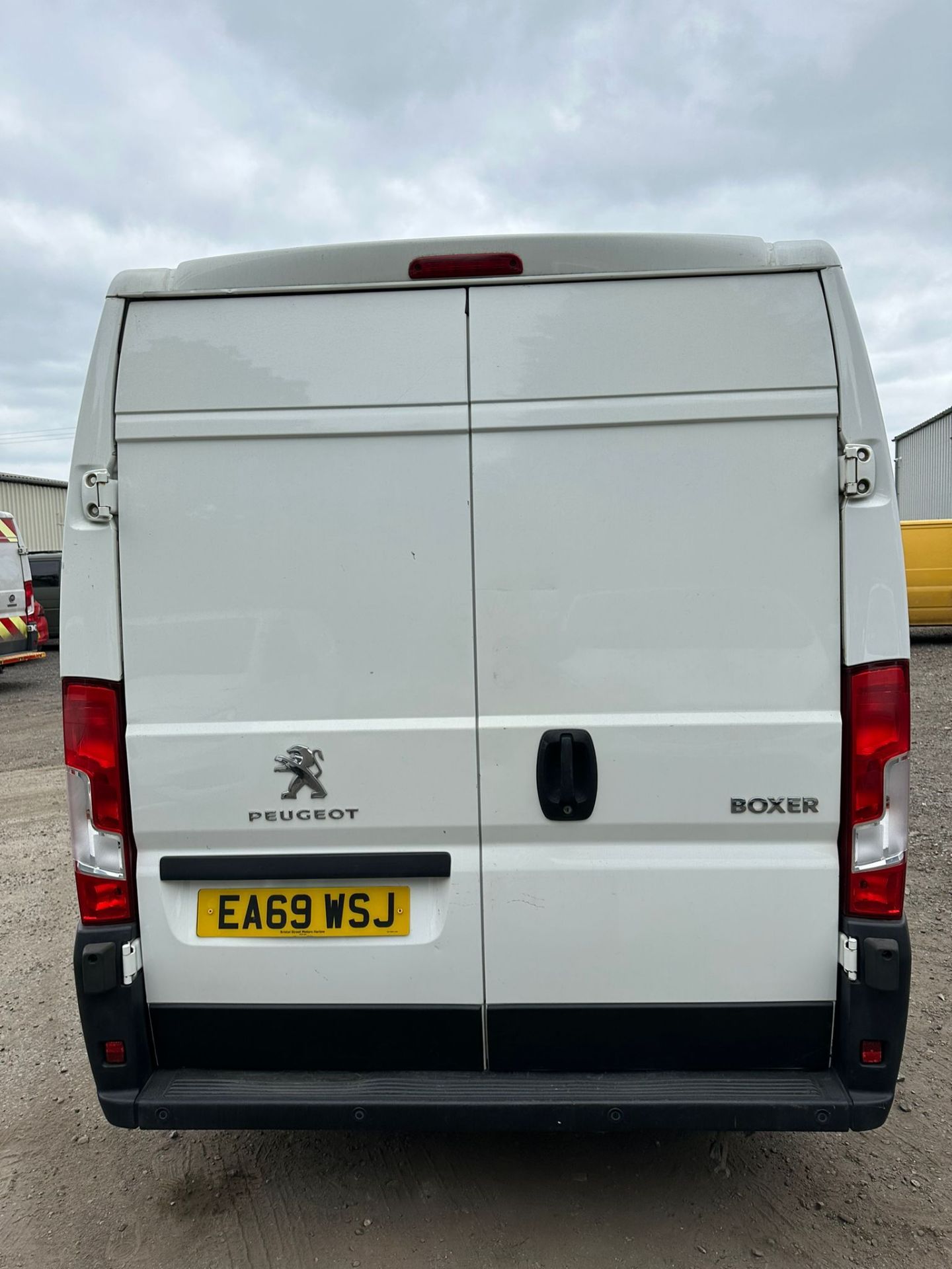 2019 69 PEUGEOT BOXER L2 H2 PANEL VAN - 124K MILES - EURO 6 - Image 4 of 6