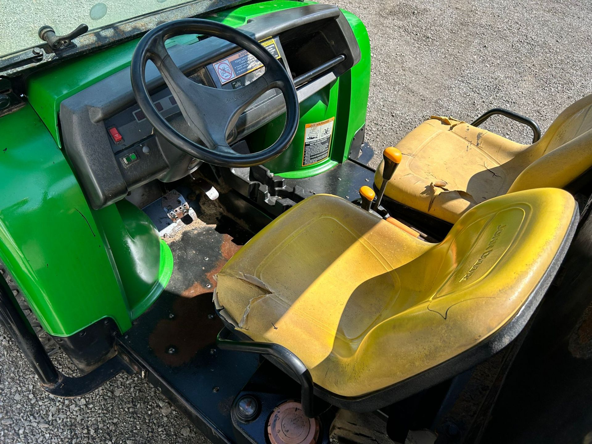 JOHN DEERE GATOR 850D - Image 12 of 12